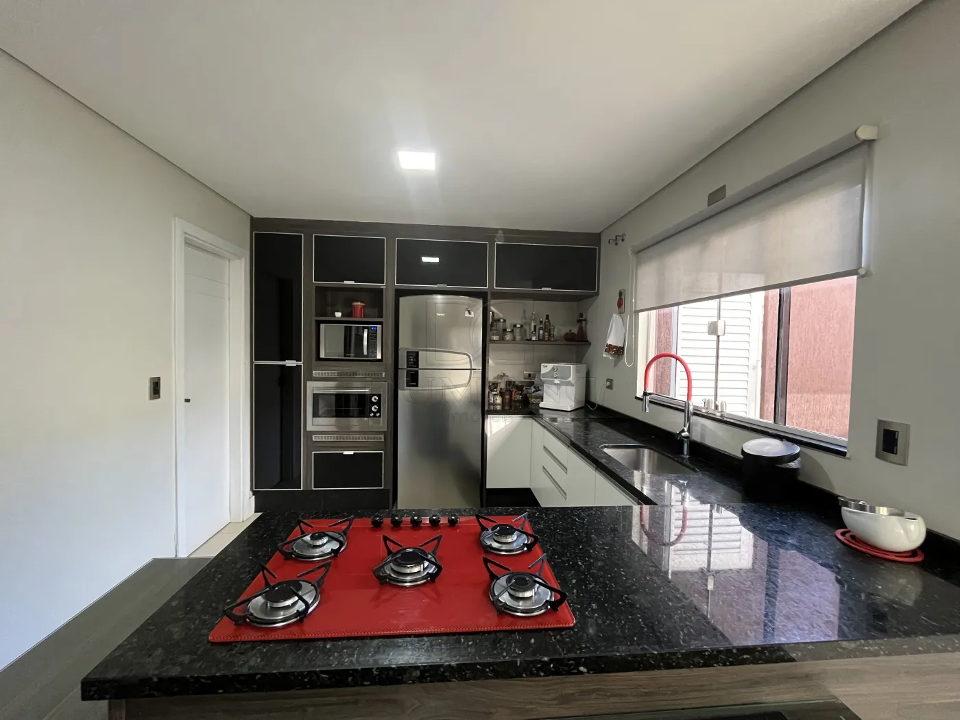Sobrado com 3 dormitórios à venda com 220 m²  por R$ 990.000 no Jardim Panorama em Foz do Iguaçu/PR