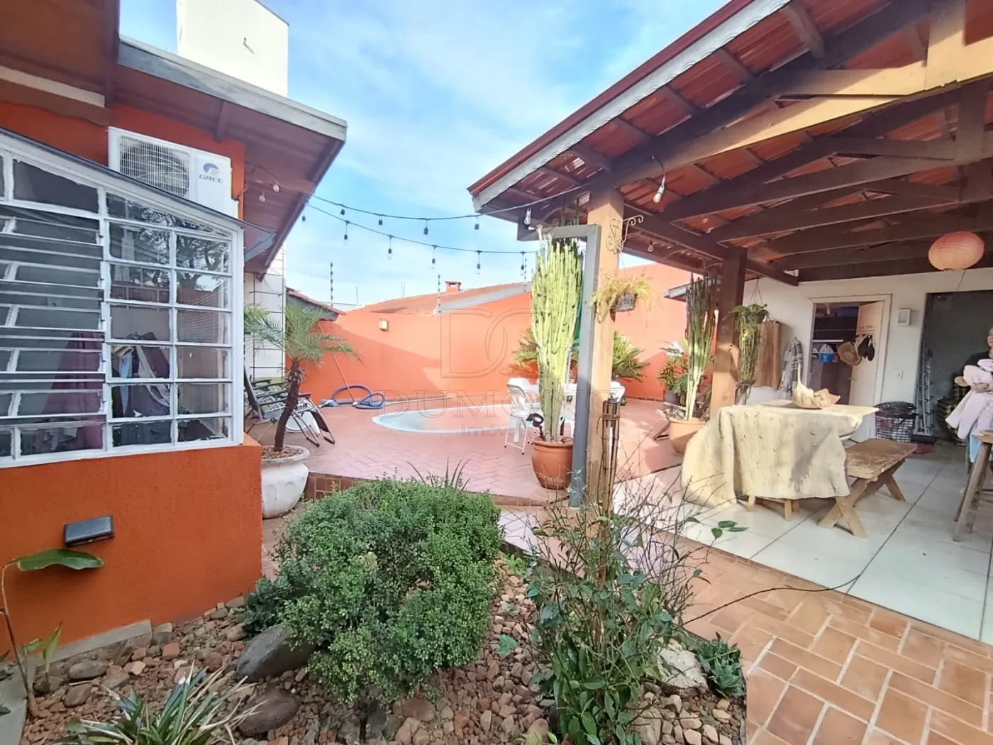 Casa com 2 dormitórios à venda com 148 m²  na Vila A em Foz do Iguaçu/PR
