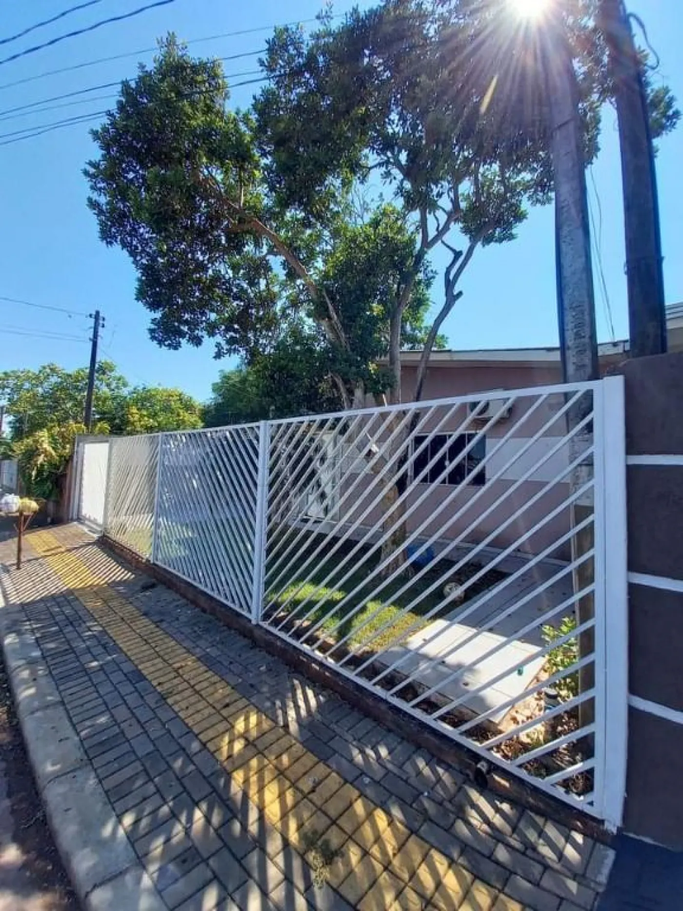 Casa com 3 dormitórios à venda com 186 m² por R$ 420.000 no Jardim Panorama em Foz do Iguaçu/PR - CA1013