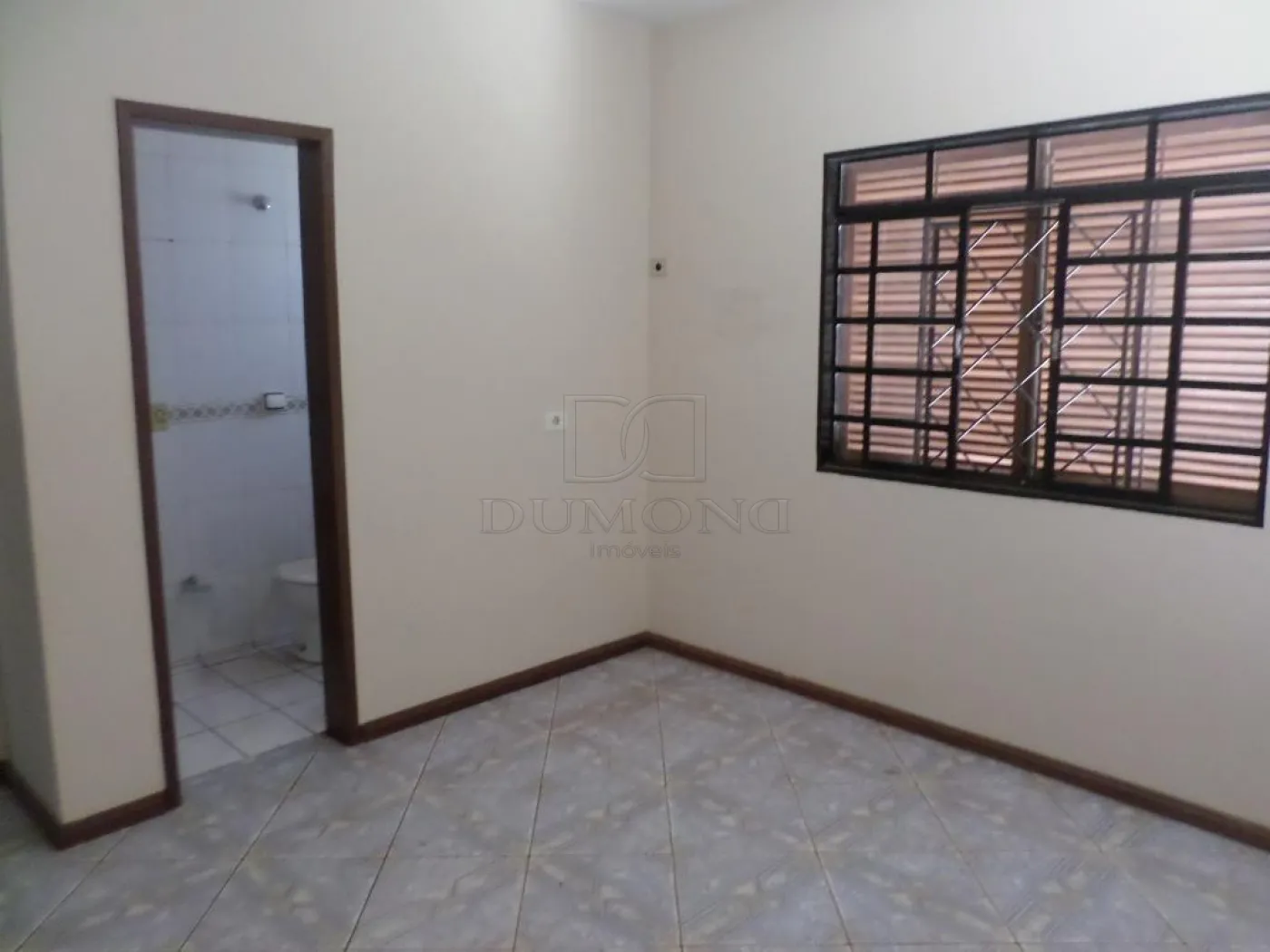 Sobrado com 4 dormitórios à venda com 165 m² por R$ 750.000 no Morumbi em Foz do Iguaçu/PR - 341