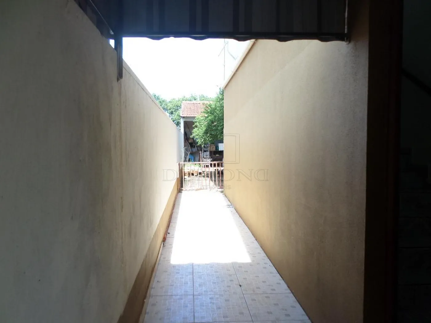 Sobrado com 4 dormitórios à venda com 165 m² por R$ 750.000 no Morumbi em Foz do Iguaçu/PR - 341