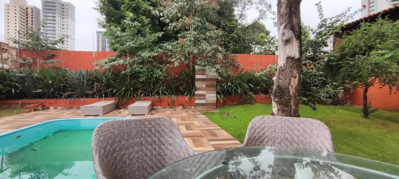 Casa com 5 dormitórios à venda com 235 m² por R$ 5.200.000 no Centro em Foz do Iguaçu/PR - 396
