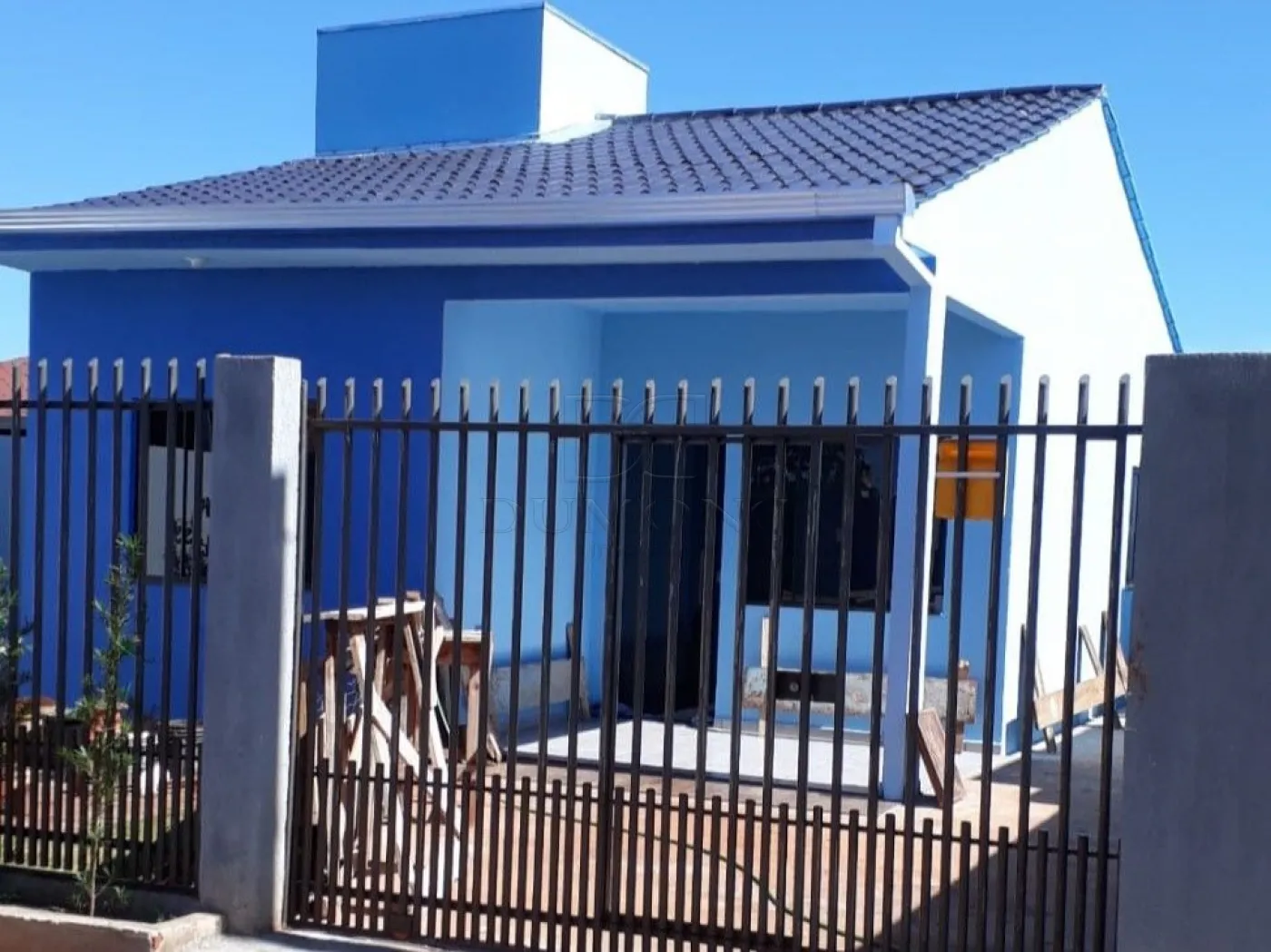 Linda Casa á venda no Parque da Lagoa