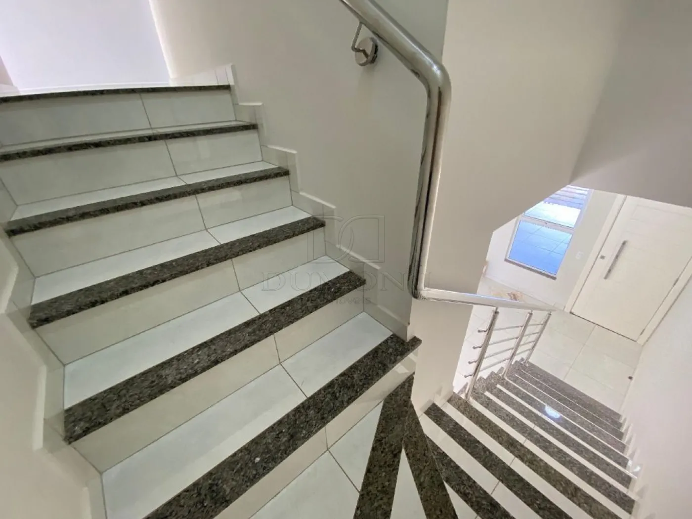 Sobrado com 3 dormitórios com 94 m² à venda no Jardim Panorama em Foz do Iguaçu/PR