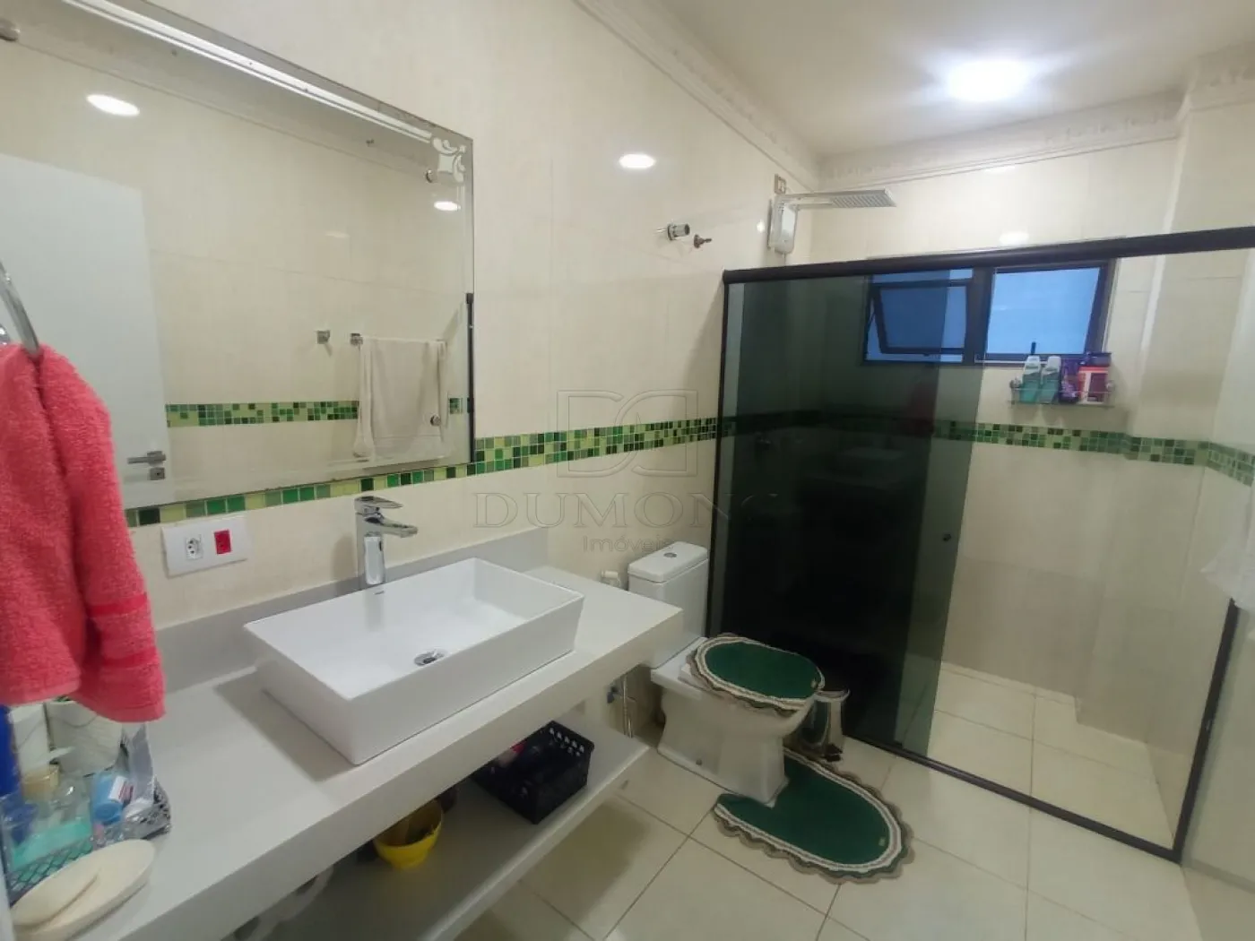 Sobrado com 5 dormitórios à venda, com 480 m²  no Jardim Ipê em Foz do Iguaçu/PR
