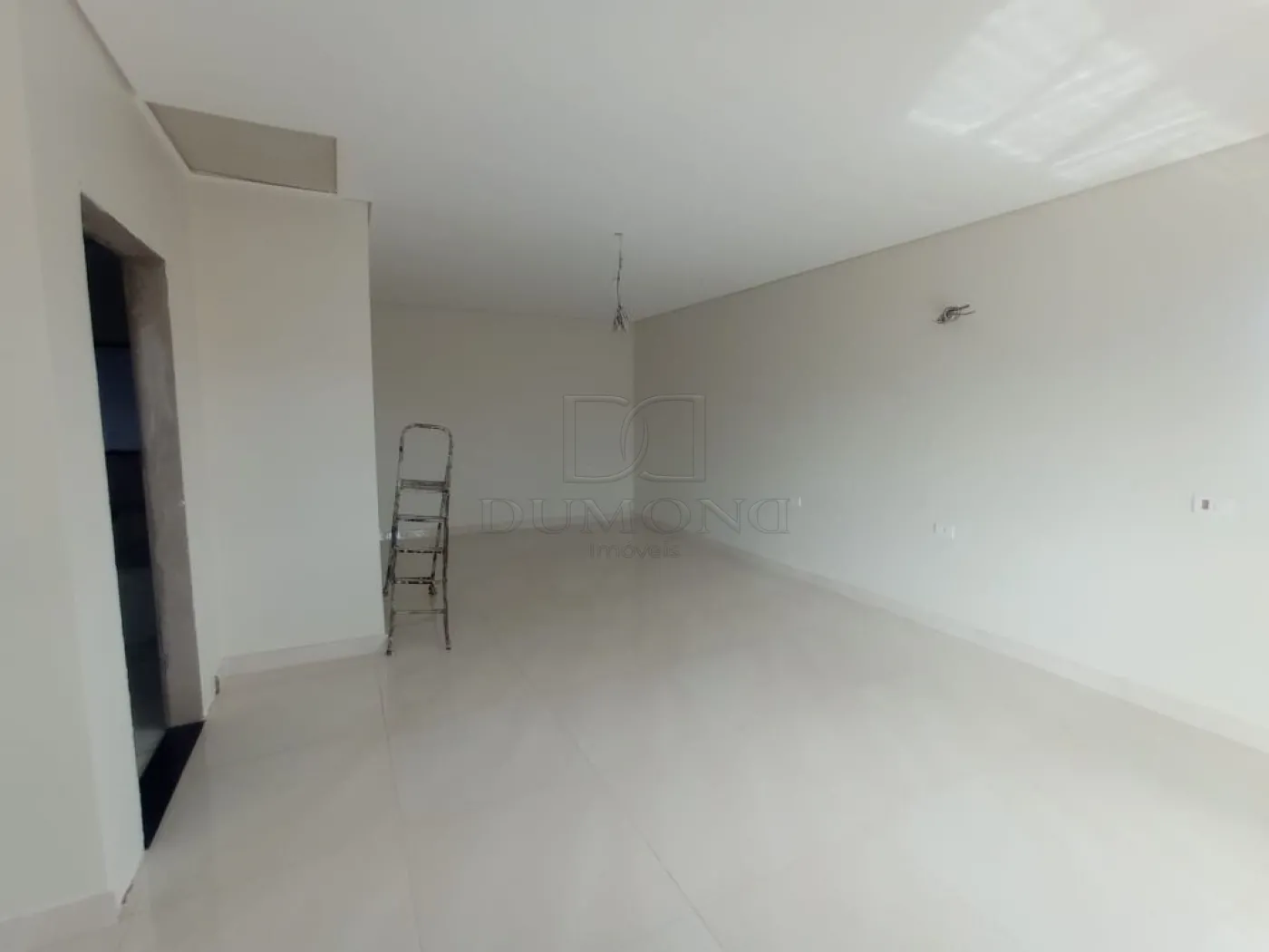 Sobrado com 5 dormitórios à venda, com 480 m²  no Jardim Ipê em Foz do Iguaçu/PR