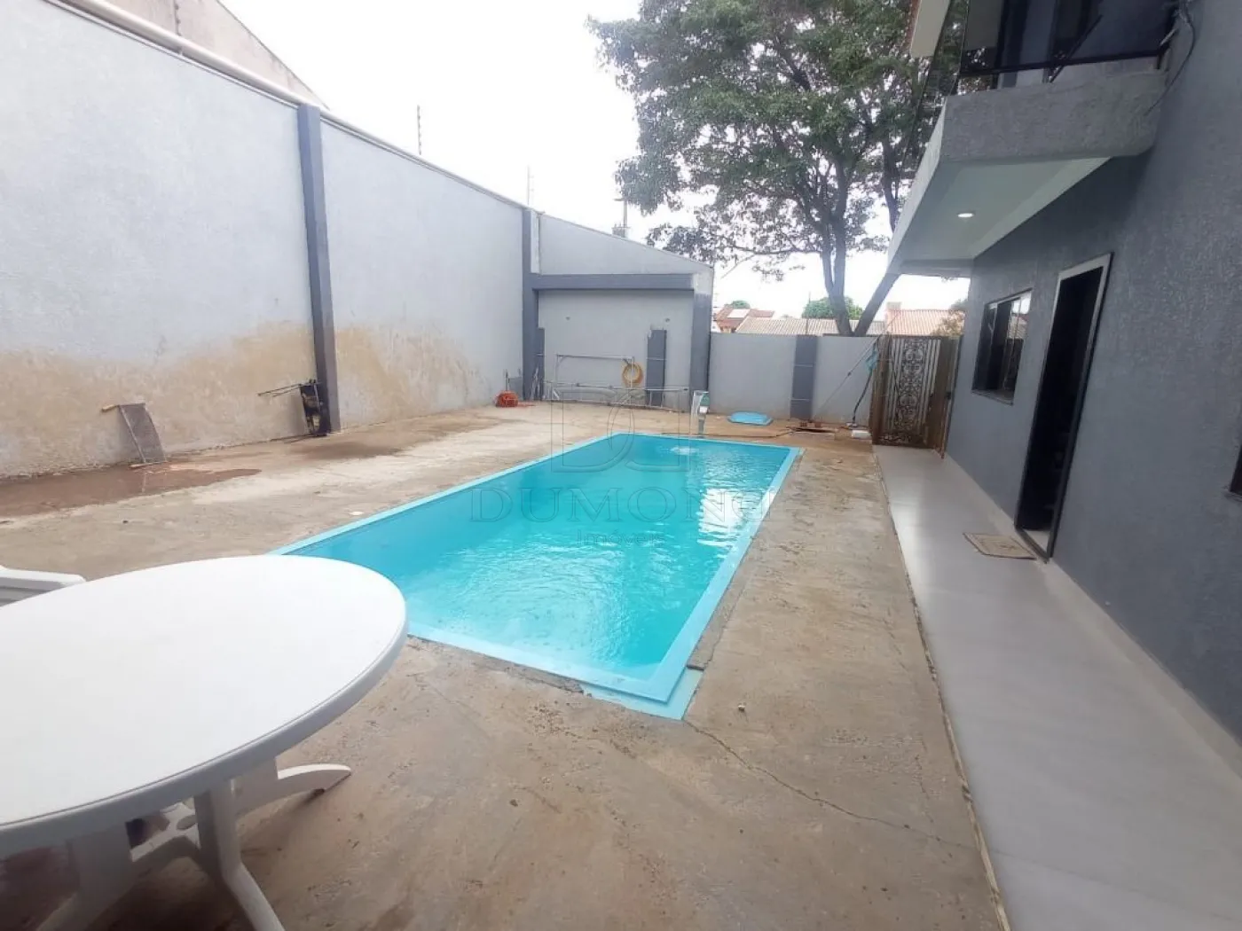Sobrado com 5 dormitórios à venda, com 480 m²  no Jardim Ipê em Foz do Iguaçu/PR