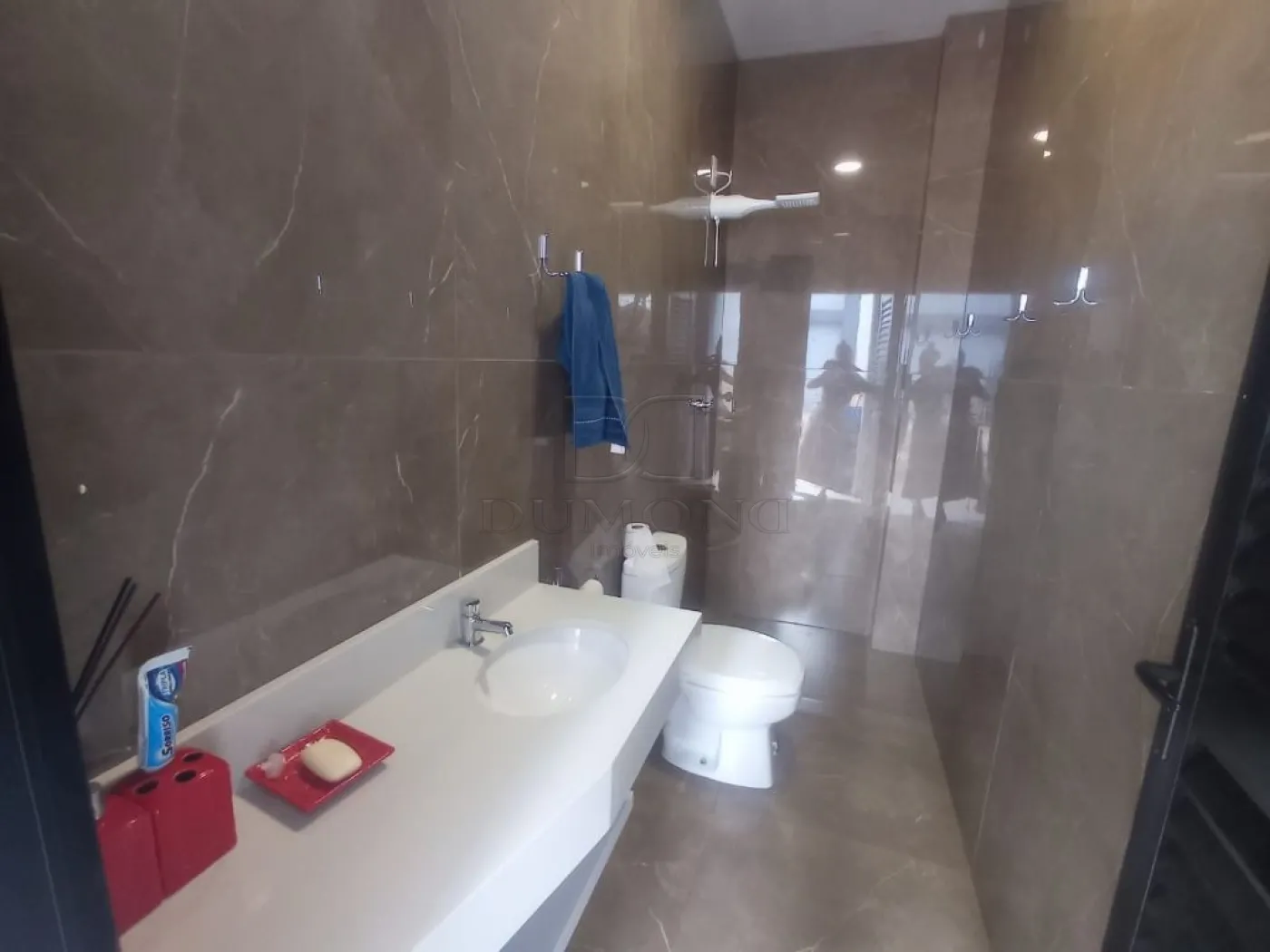Sobrado com 5 dormitórios à venda, com 480 m²  no Jardim Ipê em Foz do Iguaçu/PR