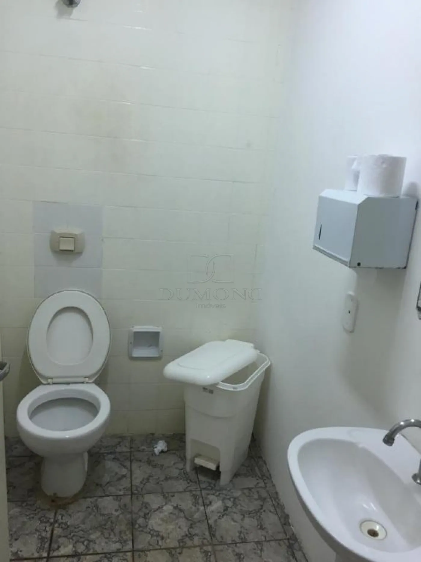 Ótima Casa Comercial com 273 m² para locação no Centro de Foz do Iguaçu !