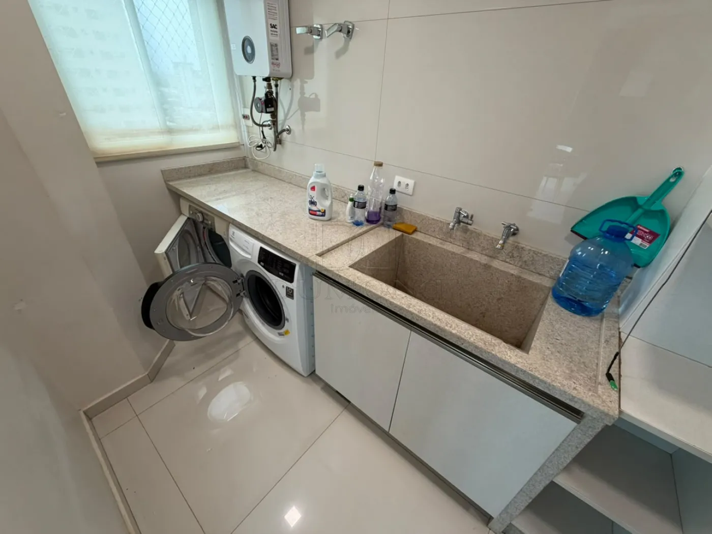 APARTAMENTO DUPLEX DE ALTO PADRÃO À VENDA E LOCAÇÃO NO EDIFÍCIO BELLA VITA EM FOZ DO IGUAÇU/PR