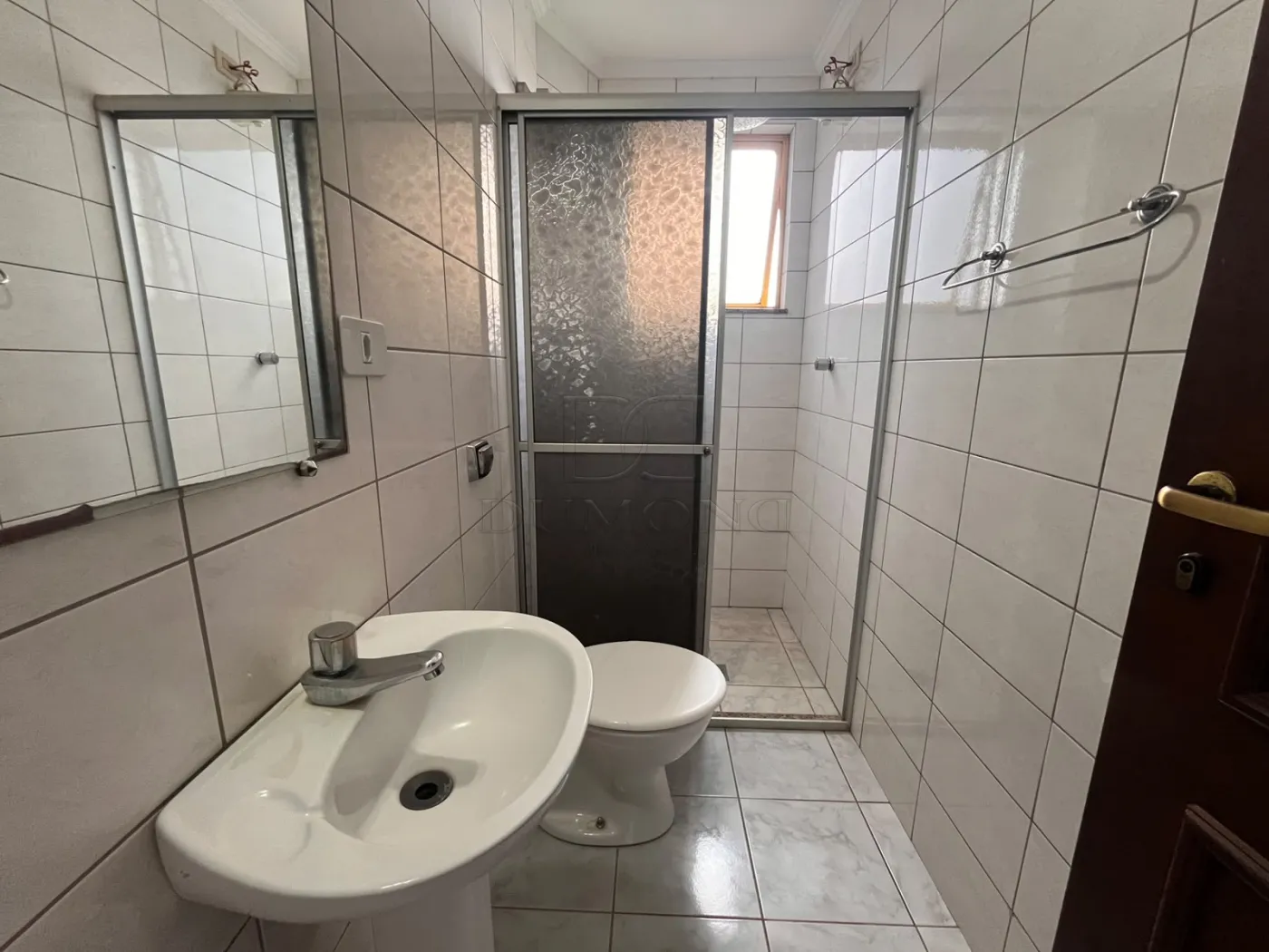 Apartamento com 3 dormitórios no Condomínio Residencial Rio negro em Foz do Iguaçu/PR