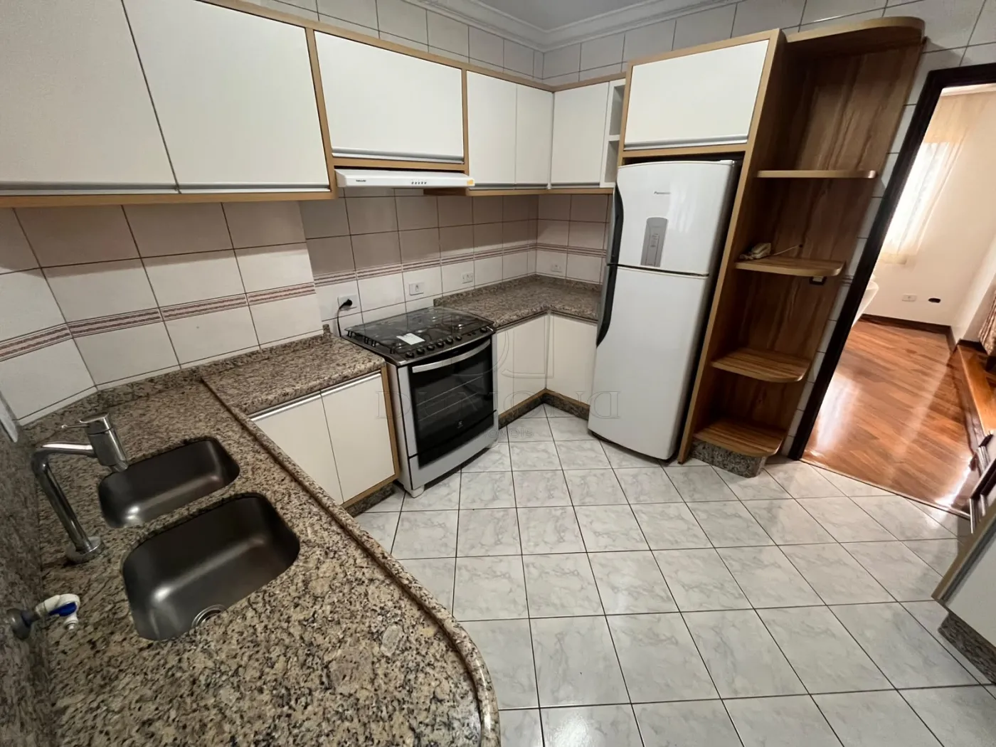 Apartamento com 3 dormitórios no Condomínio Residencial Rio negro em Foz do Iguaçu/PR