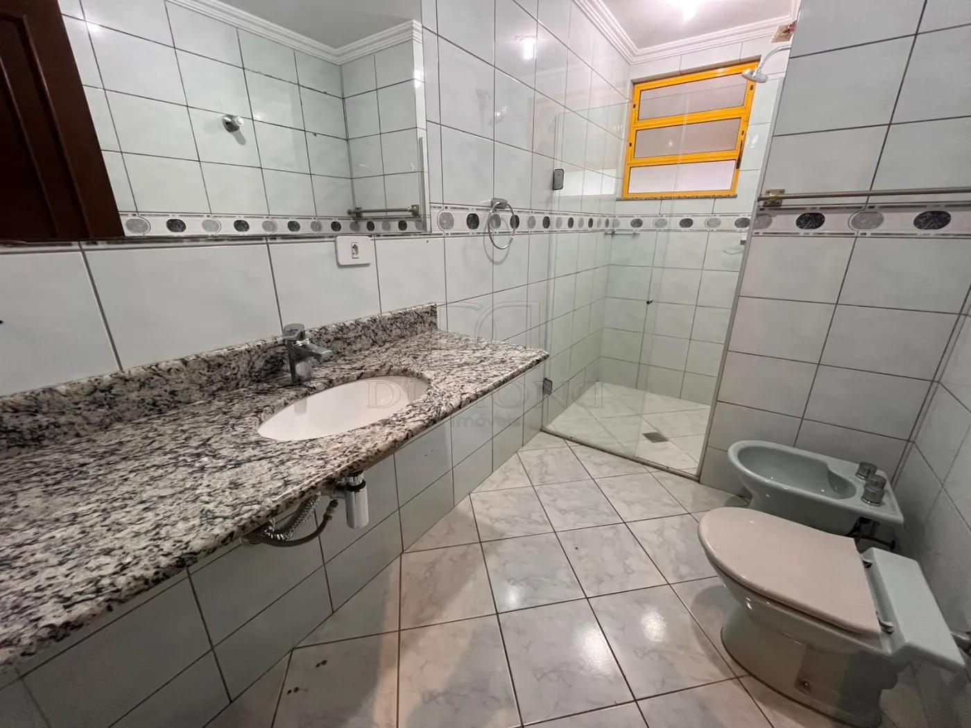 Apartamento com 3 dormitórios no Condomínio Residencial Rio negro em Foz do Iguaçu/PR