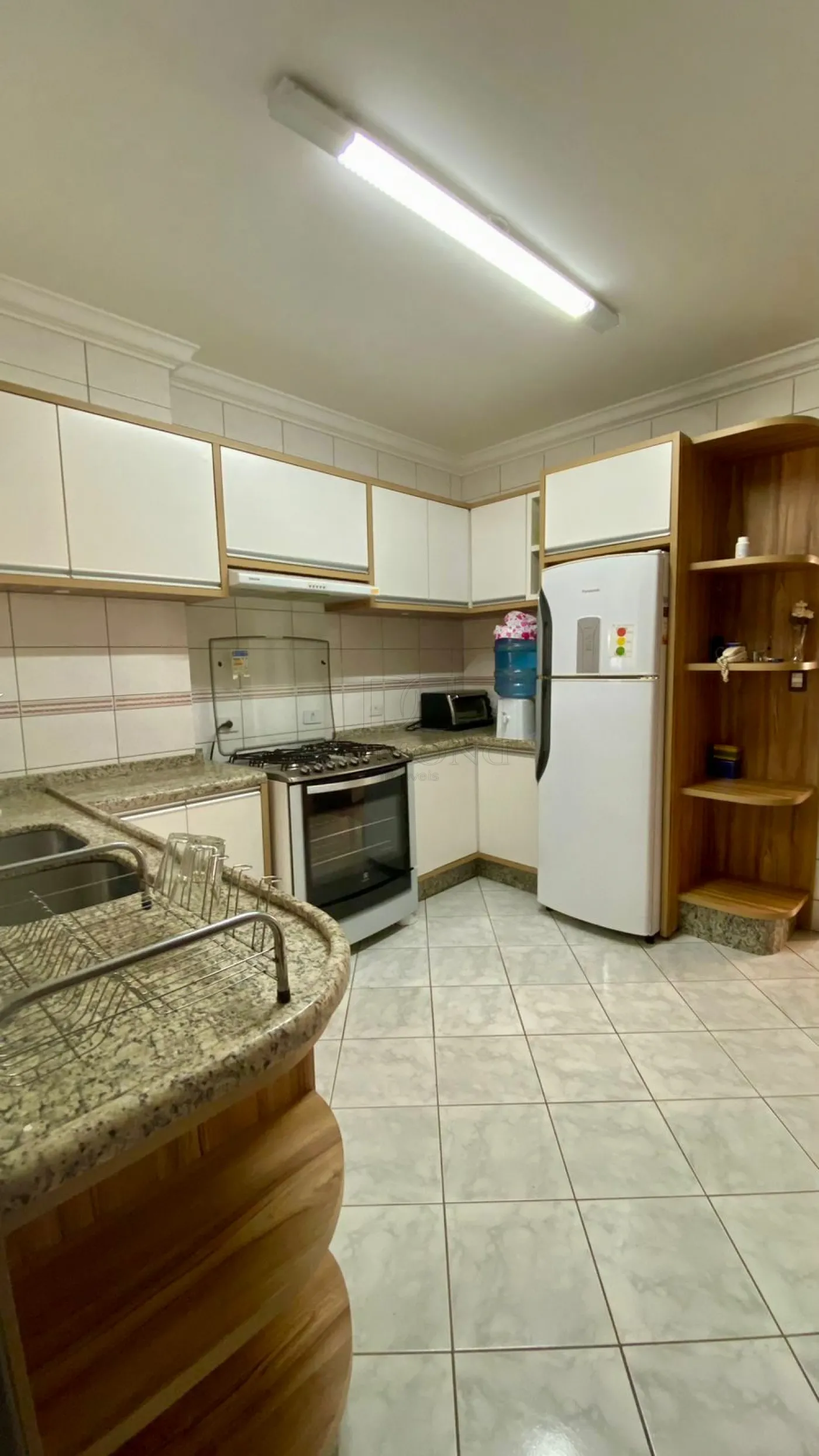 Apartamento com 3 dormitórios no Condomínio Residencial Rio negro em Foz do Iguaçu/PR