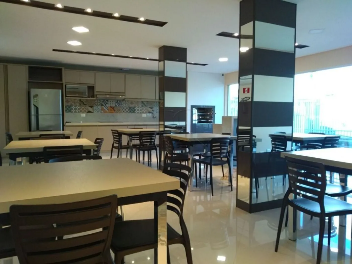 Apartamento com 3 dormitórios à venda com 74 m² por R$ 620.000 no Iguassu Premium Residence em Foz do Iguaçu/PR