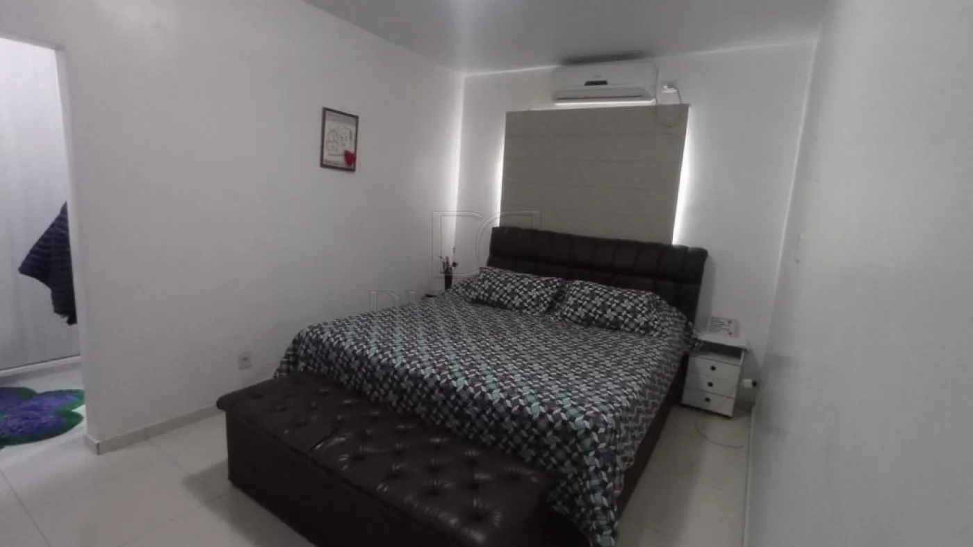 Casa com 3 dormitórios à venda com 214 m² por R$ 947.000 no Jardim Santa Rosa em Foz do Iguaçu/PR -