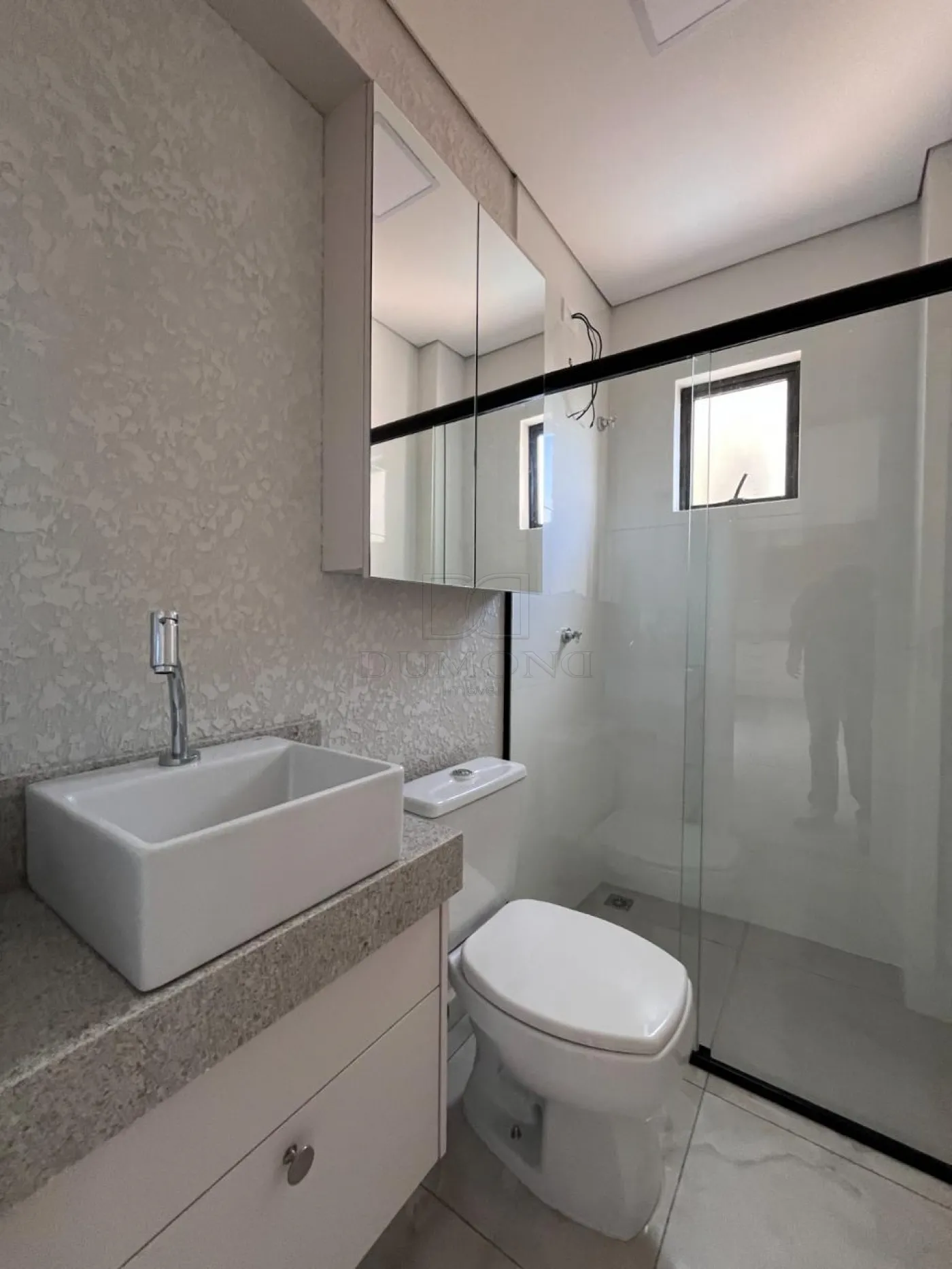 Apartamento Semi mobiliado com 2 dormitórios à venda no Edifício Ferrara em Foz do Iguaçu/PR