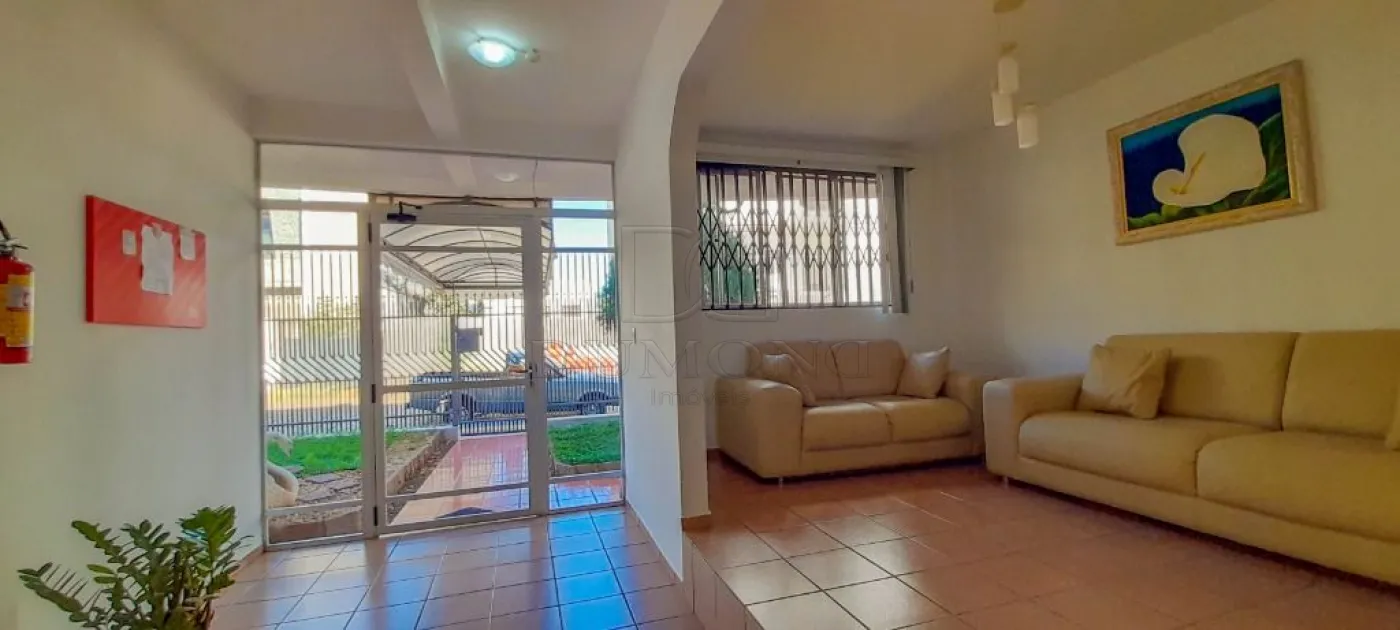 Apartamento com 2 dormitórios, sendo 1 suíte, no Edifício Ana Elisa em Foz do Iguaçu/PR