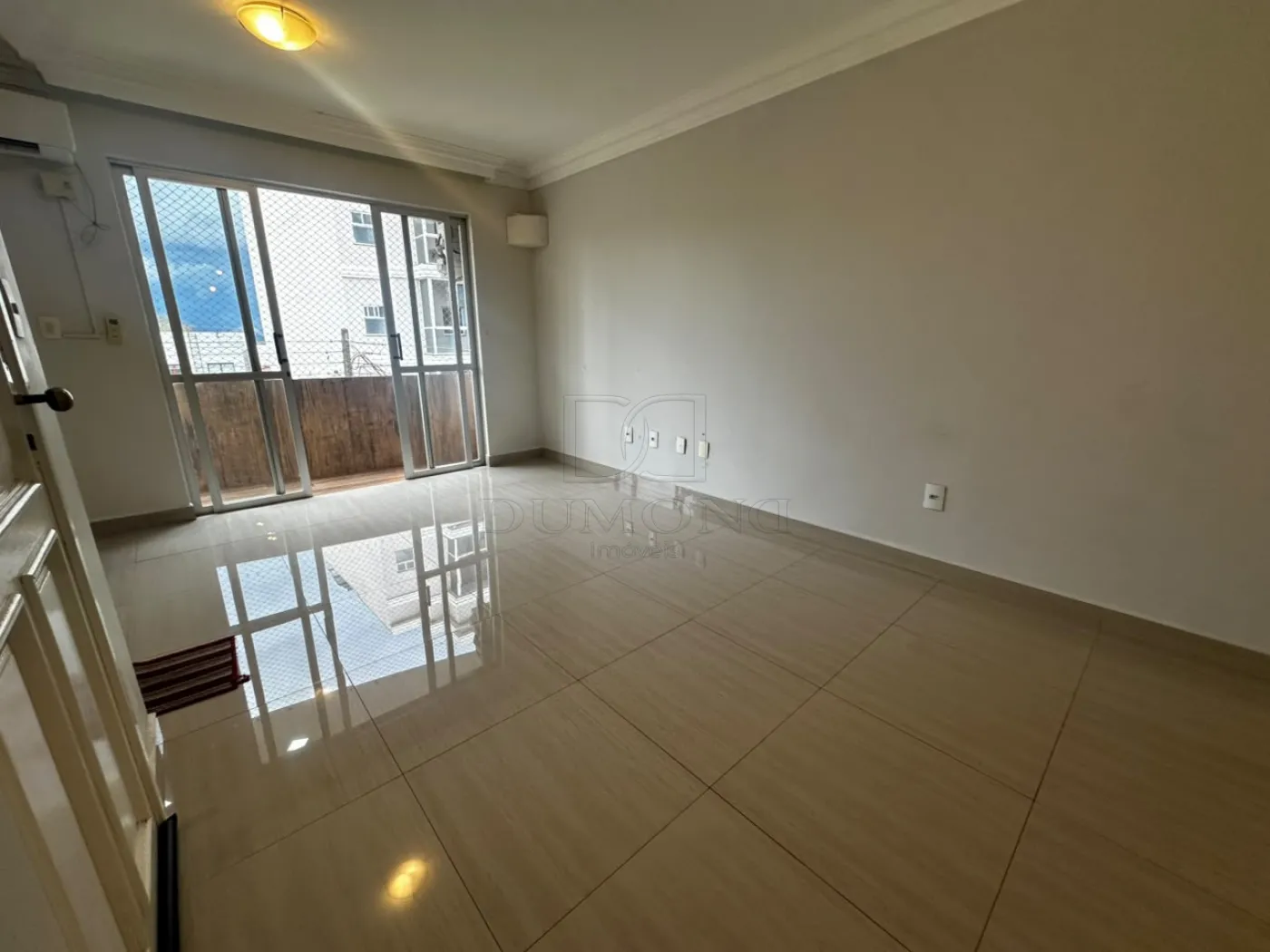 Apartamento com 2 dormitórios, sendo 1 suíte, no Edifício Ana Elisa em Foz do Iguaçu/PR