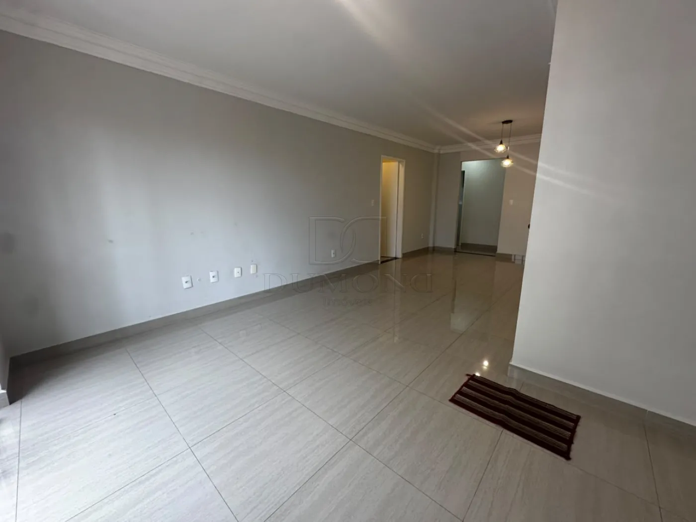 Apartamento com 2 dormitórios, sendo 1 suíte, no Edifício Ana Elisa em Foz do Iguaçu/PR