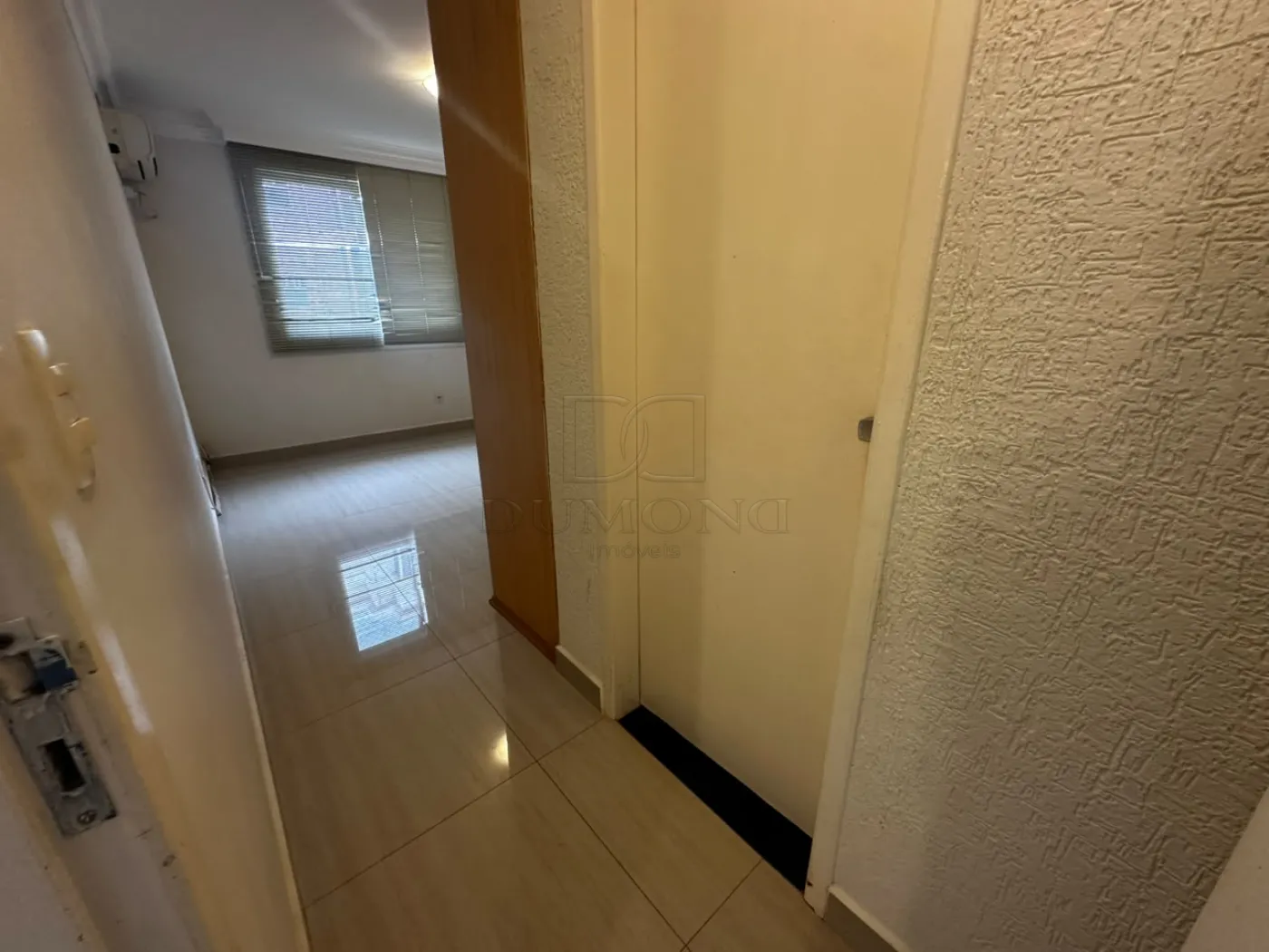 Apartamento com 2 dormitórios, sendo 1 suíte, no Edifício Ana Elisa em Foz do Iguaçu/PR