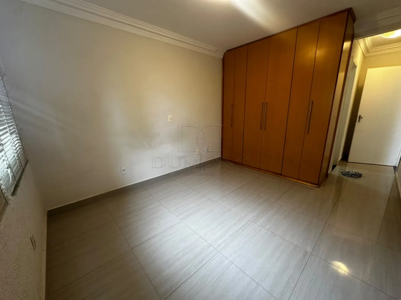 Apartamento com 2 dormitórios, sendo 1 suíte, no Edifício Ana Elisa em Foz do Iguaçu/PR