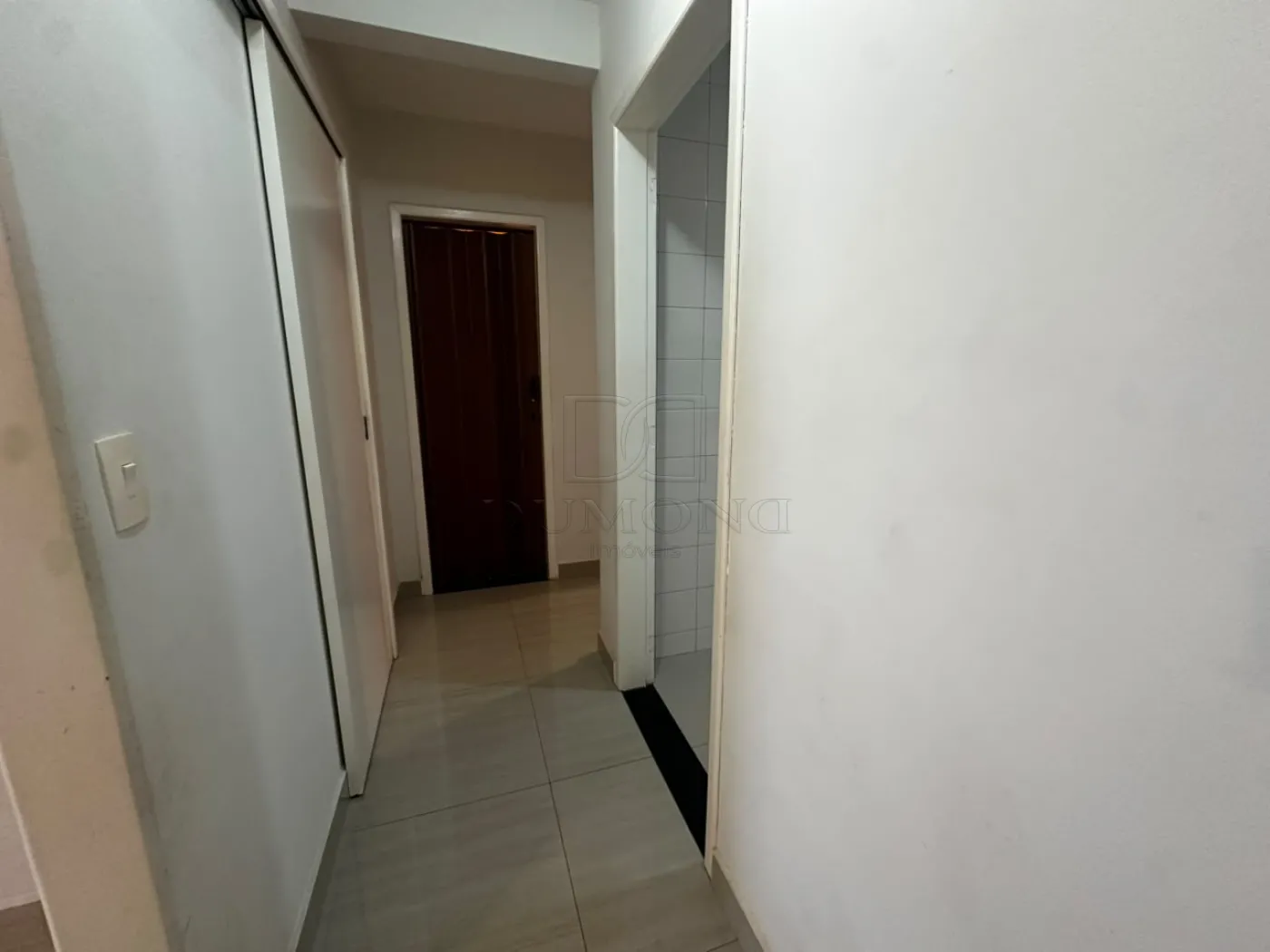Apartamento com 2 dormitórios, sendo 1 suíte, no Edifício Ana Elisa em Foz do Iguaçu/PR