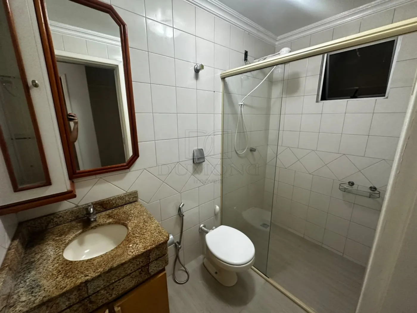 Apartamento com 2 dormitórios, sendo 1 suíte, no Edifício Ana Elisa em Foz do Iguaçu/PR