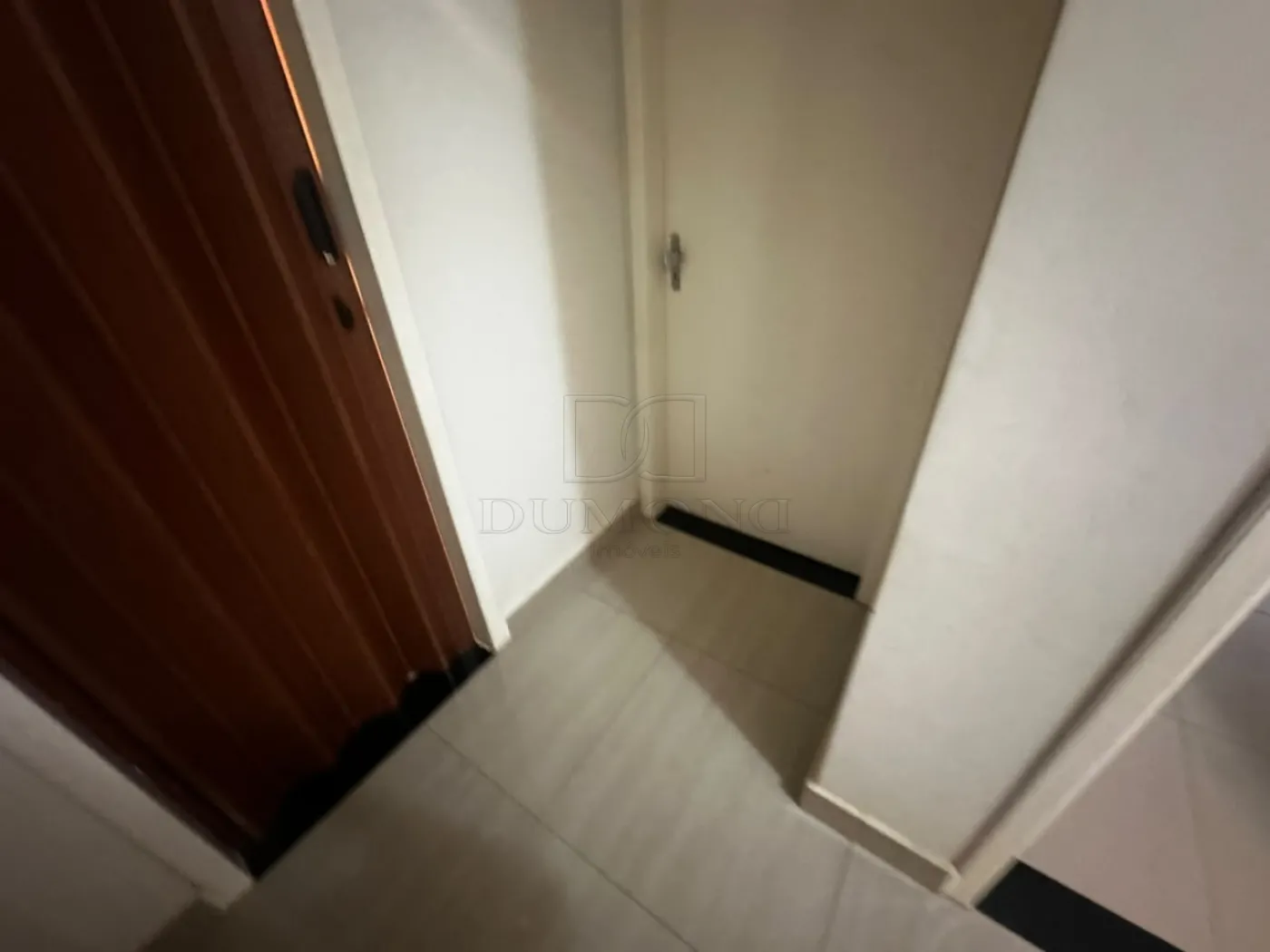 Apartamento com 2 dormitórios, sendo 1 suíte, no Edifício Ana Elisa em Foz do Iguaçu/PR