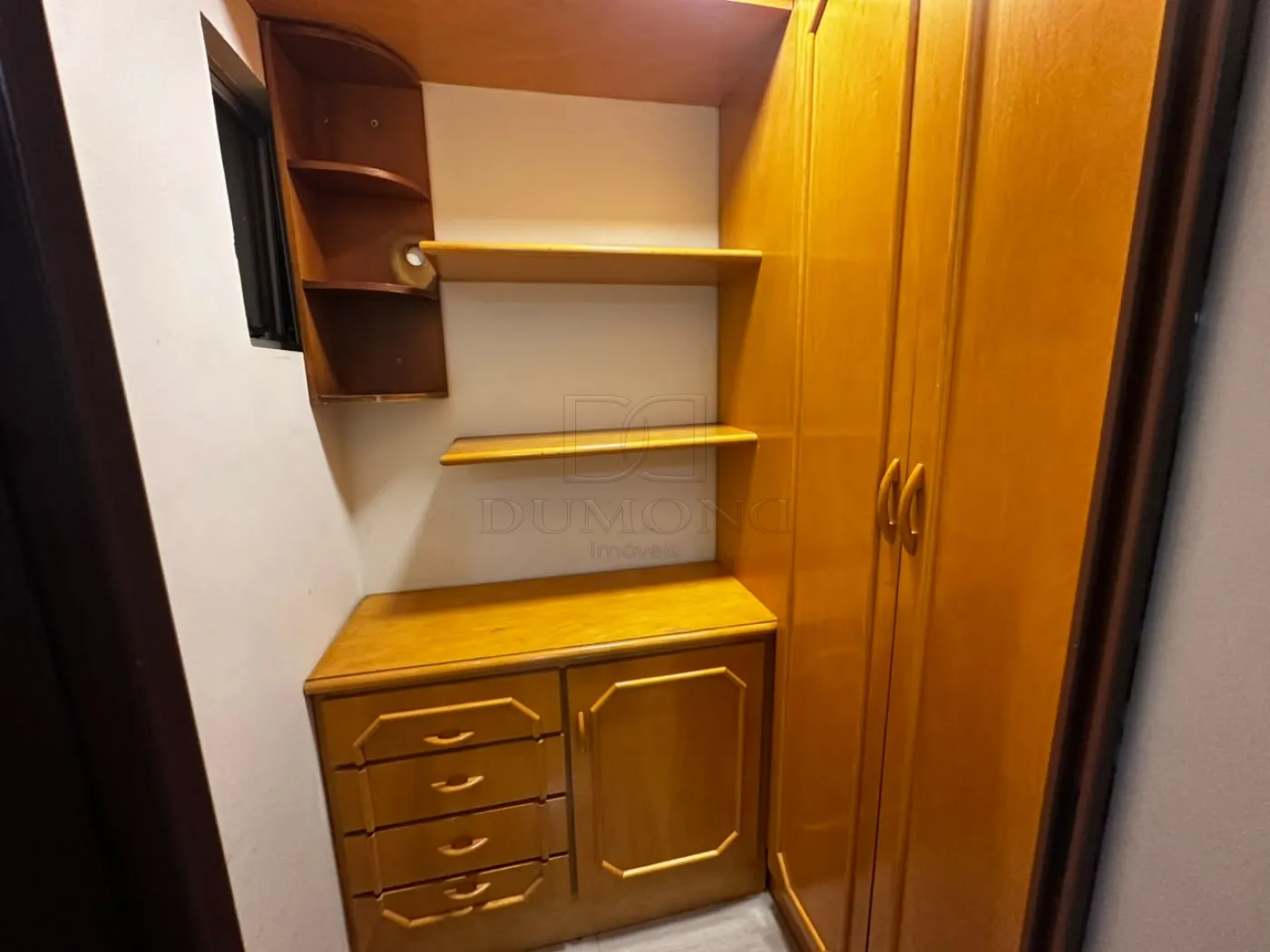 Apartamento com 2 dormitórios, sendo 1 suíte, no Edifício Ana Elisa em Foz do Iguaçu/PR