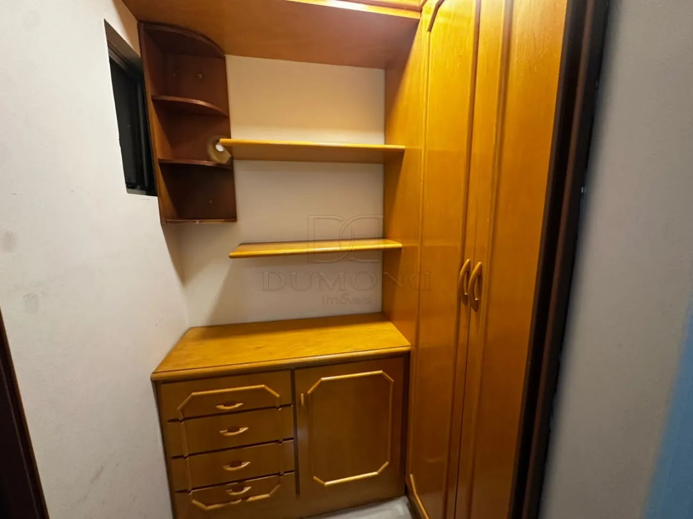 Apartamento com 2 dormitórios, sendo 1 suíte, no Edifício Ana Elisa em Foz do Iguaçu/PR