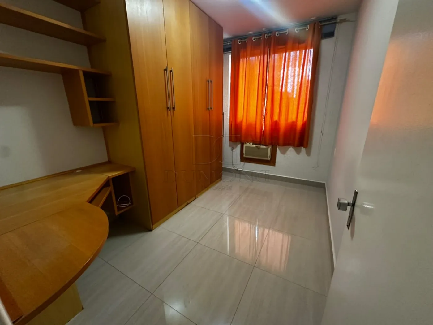 Apartamento com 2 dormitórios, sendo 1 suíte, no Edifício Ana Elisa em Foz do Iguaçu/PR