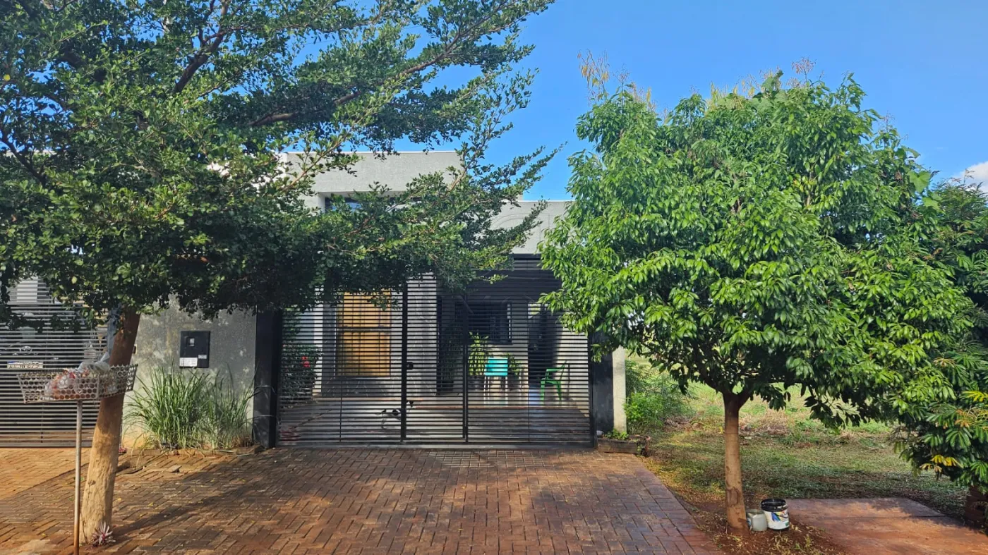 Casa com 3 dormitórios à venda com 92 m² por R$ 620.000 no Vila Floratta em Foz do Iguaçu/PR - 619
