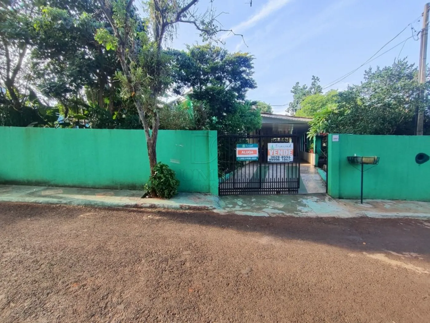 Imóvel amplo e funcional, ideal para quem busca conforto, espaço externo e ótima estrutura, com excelente aproveitamento do terreno.