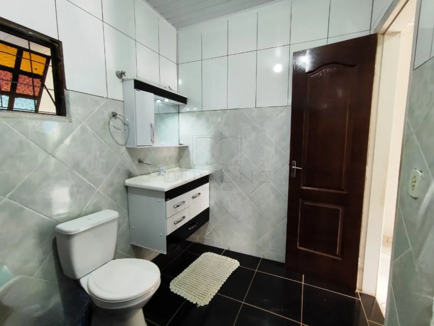Imóvel amplo e funcional, ideal para quem busca conforto, espaço externo e ótima estrutura, com excelente aproveitamento do terreno.