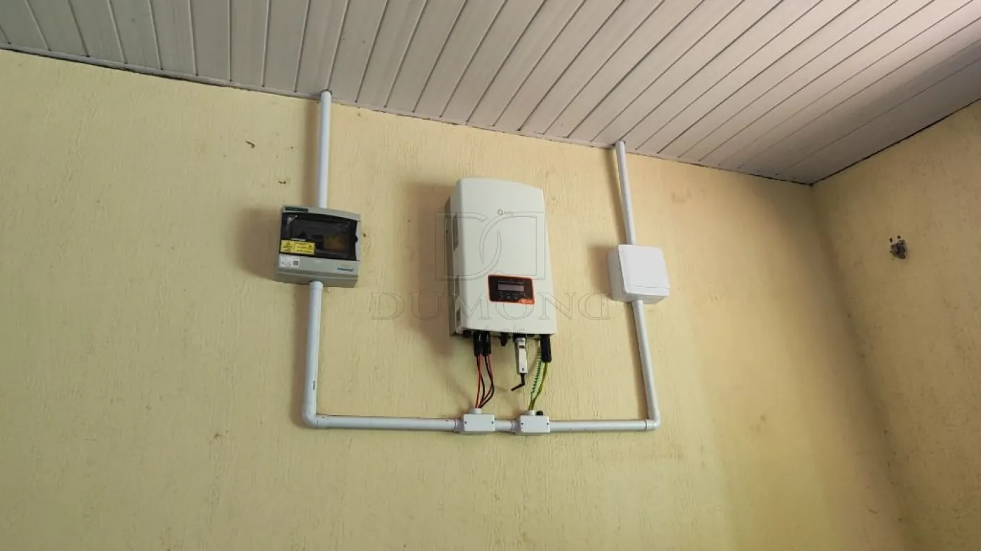 Imóvel amplo e funcional, ideal para quem busca conforto, espaço externo e ótima estrutura, com excelente aproveitamento do terreno.