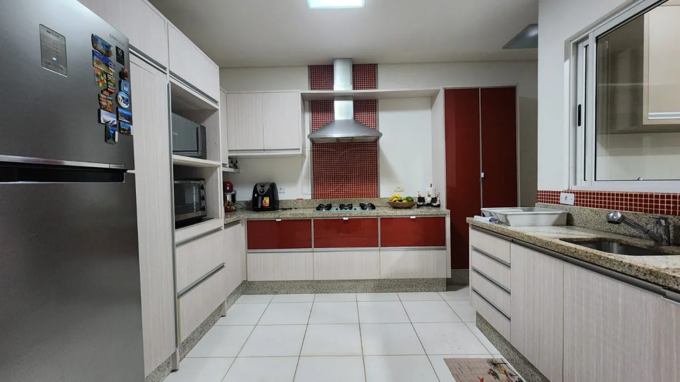 Comprar Casa / Sobrado em Condom&iacute;nio em Foz do Igua&ccedil;u R$ 950.000,00 - Foto 6