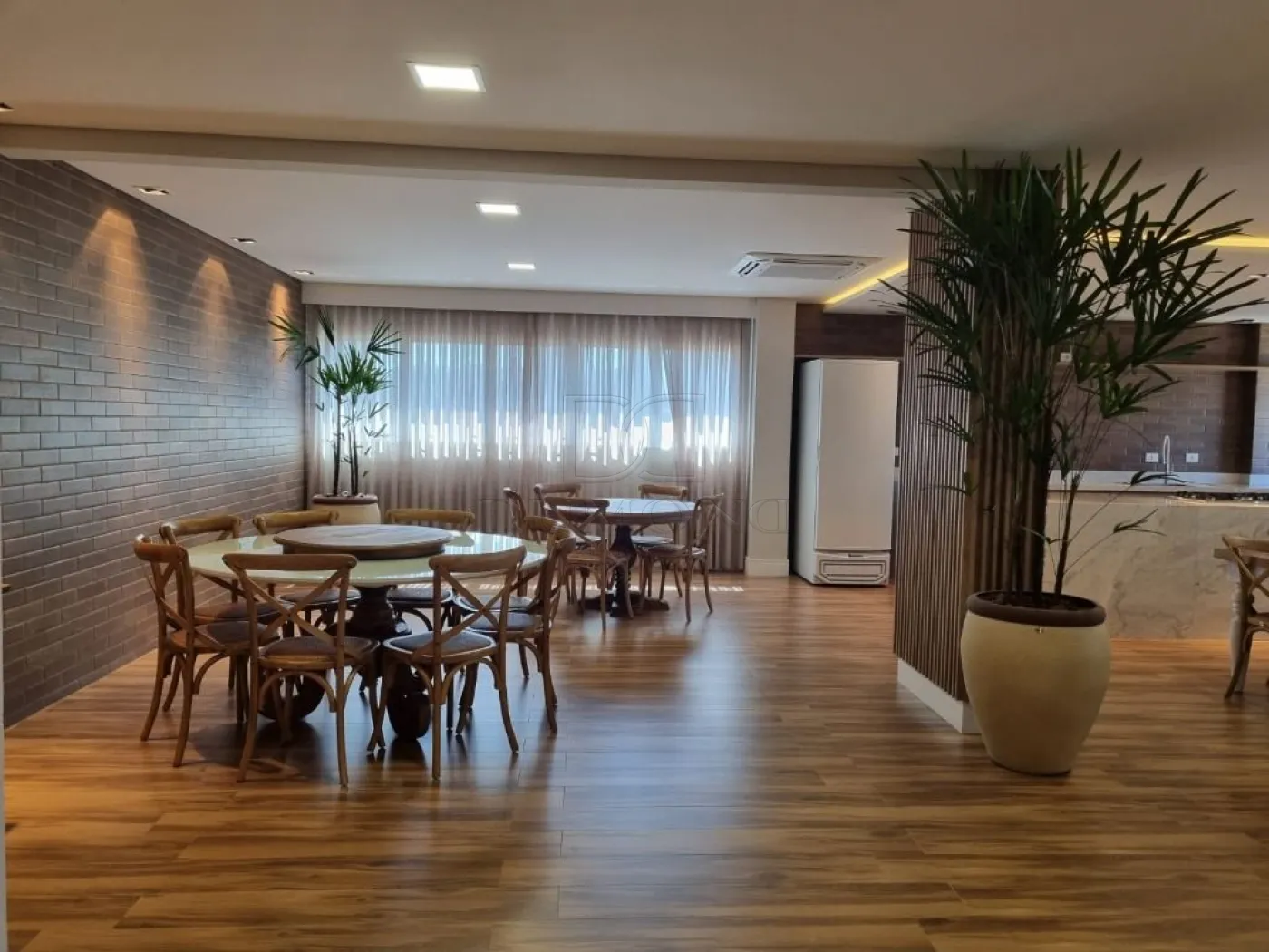 LINDO APARTAMENTO PARA VENDA NO EDIFÍCIO ESMERALDA EM FOZ DO IGUAÇU.
