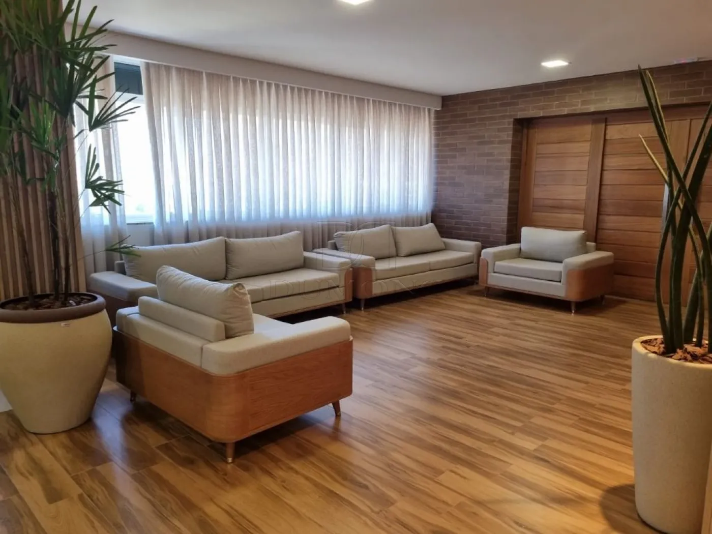 LINDO APARTAMENTO PARA VENDA NO EDIFÍCIO ESMERALDA EM FOZ DO IGUAÇU.