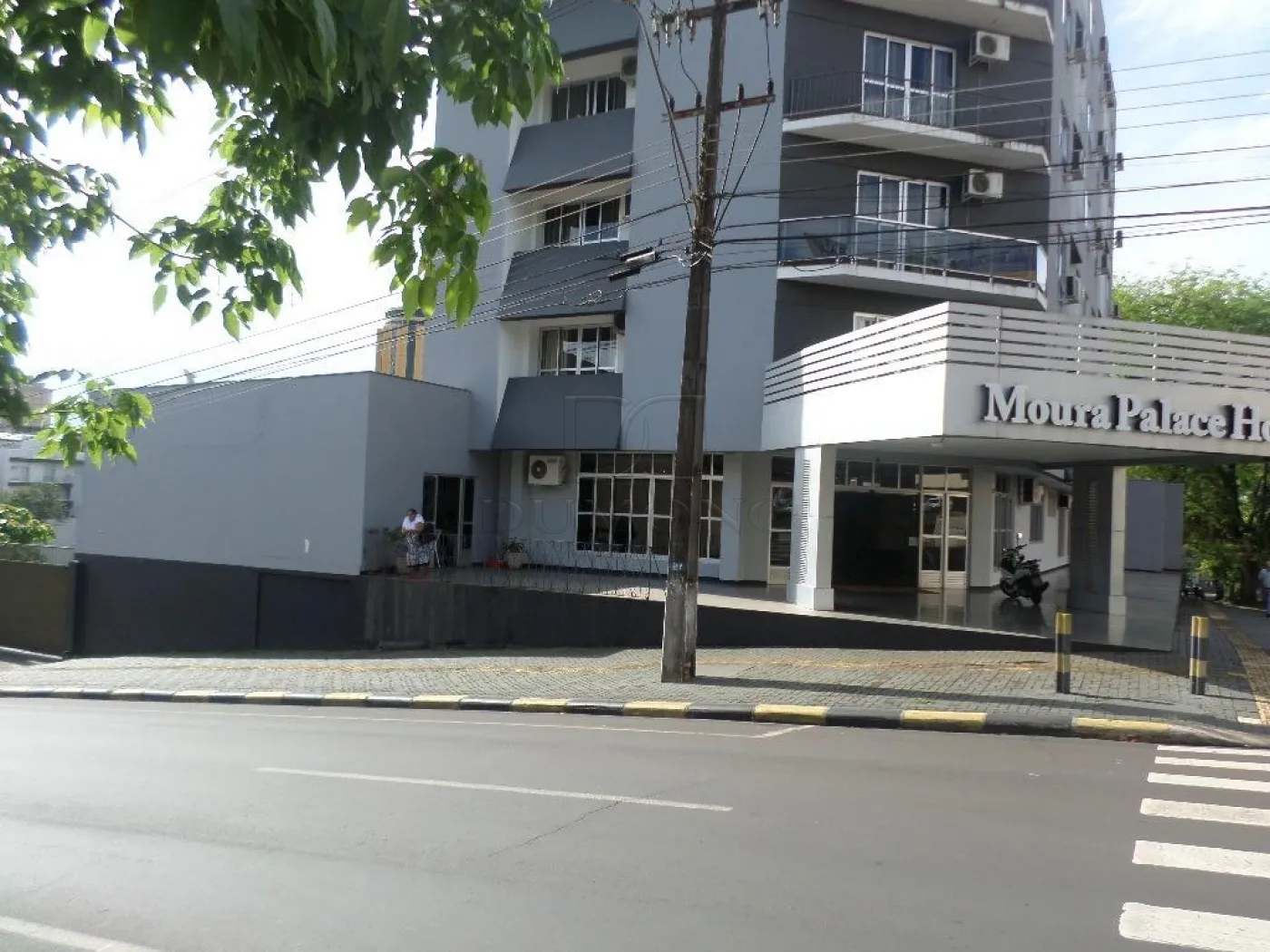 Hotel com 47 dormitórios à venda com 3000 m² por R$ 20.000.000 no Centro em Foz do Iguaçu/PR
