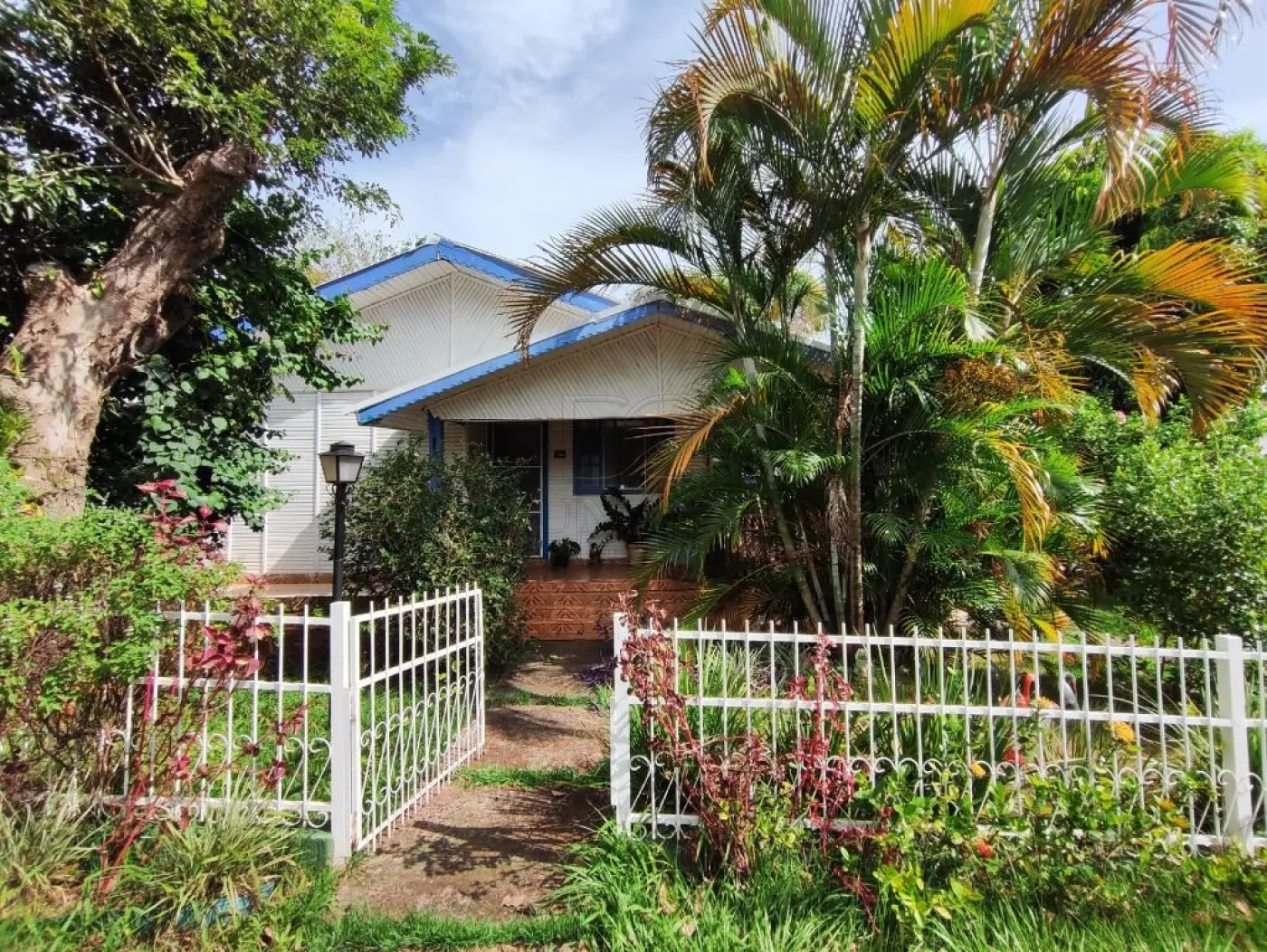 CASA À VENDA  CONDOMÍNIO SERENOLOGIA | FOZ DO IGUAÇU/PR