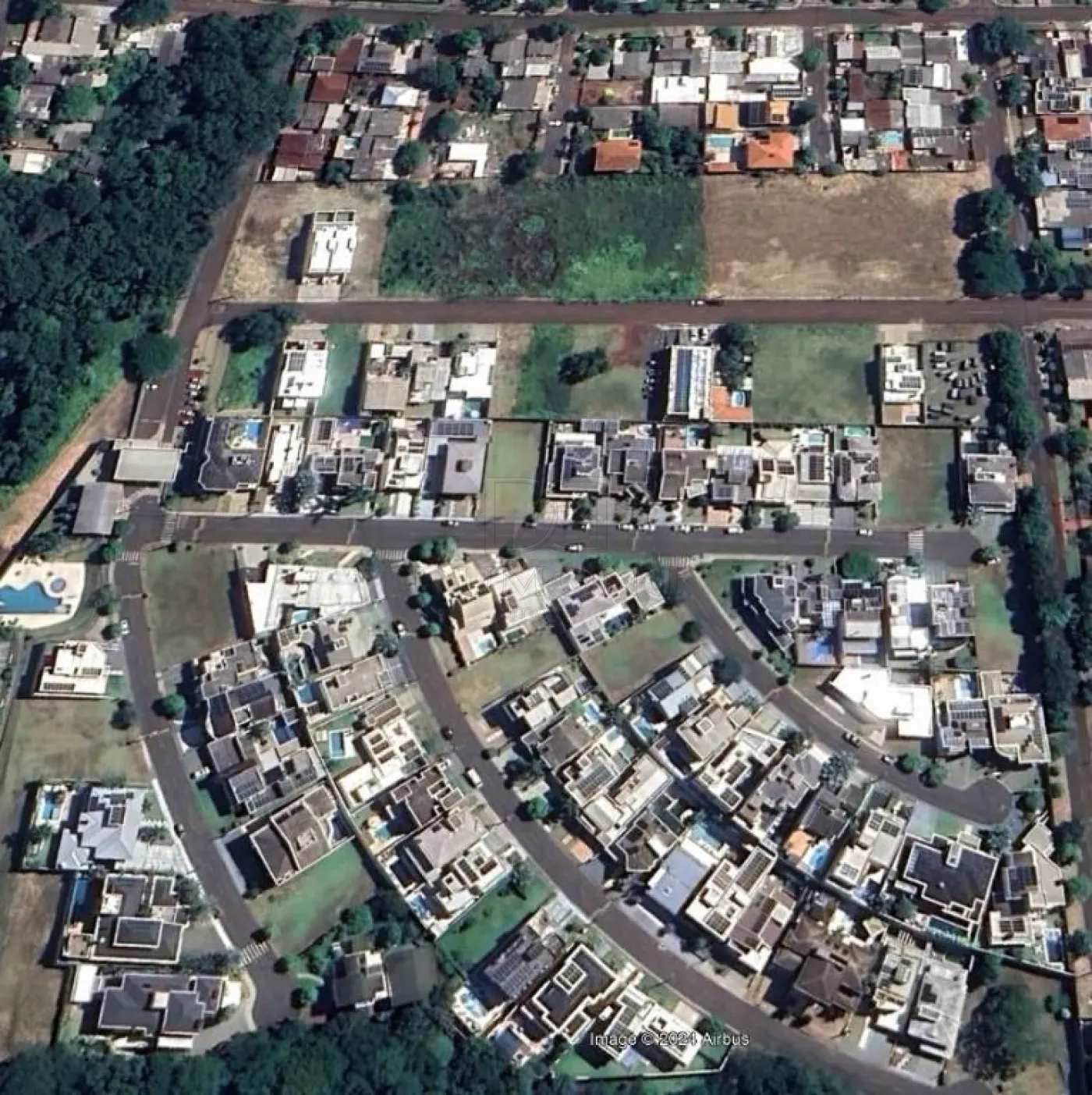 TERRENO Á VENDA NO CONDOMÍNIO COUNTRY IGUAÇU !!!!