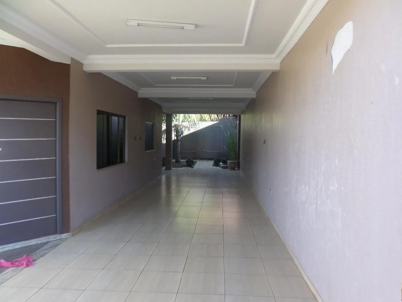 Casa com 3 dormitórios à venda com 253 m² por R$ 710.000 no Jardim Porto Belo em Foz do Iguaçu/PR
