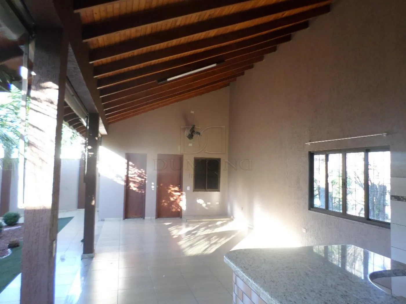 Casa com 3 dormitórios à venda com 253 m² por R$ 710.000 no Jardim Porto Belo em Foz do Iguaçu/PR