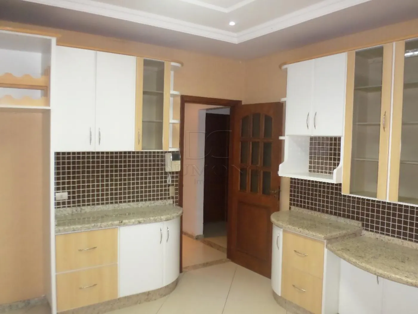 Casa com 3 dormitórios à venda com 253 m² por R$ 710.000 no Jardim Porto Belo em Foz do Iguaçu/PR