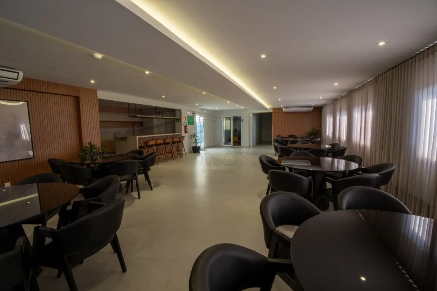 APARTAMENTO GARDEN Á VENDA NO EDIFÍCIO ROYAL LEGACY !!