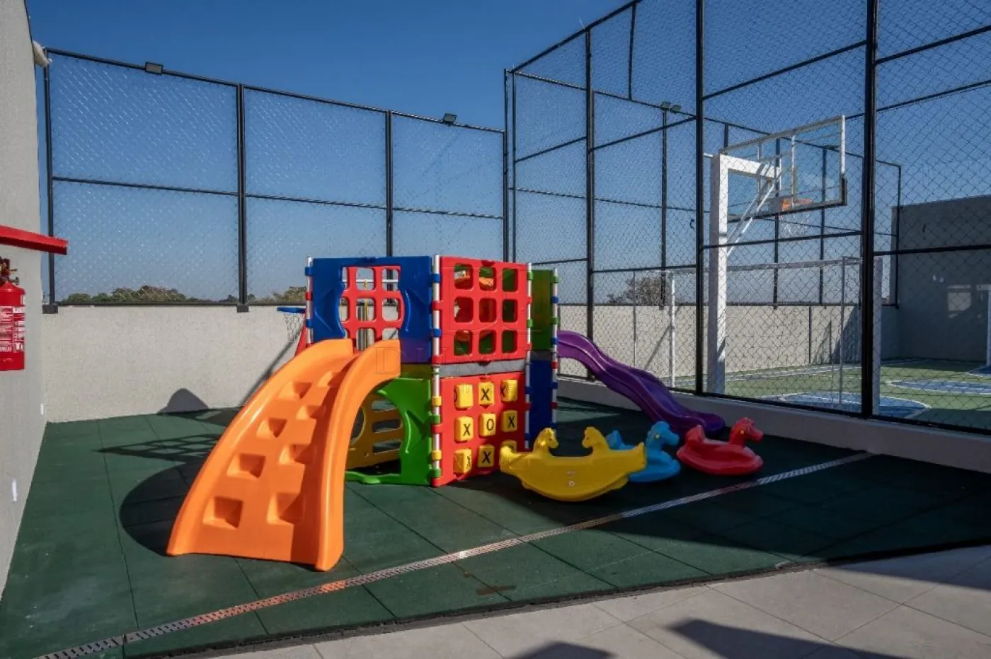 APARTAMENTO GARDEN Á VENDA NO EDIFÍCIO ROYAL LEGACY !!