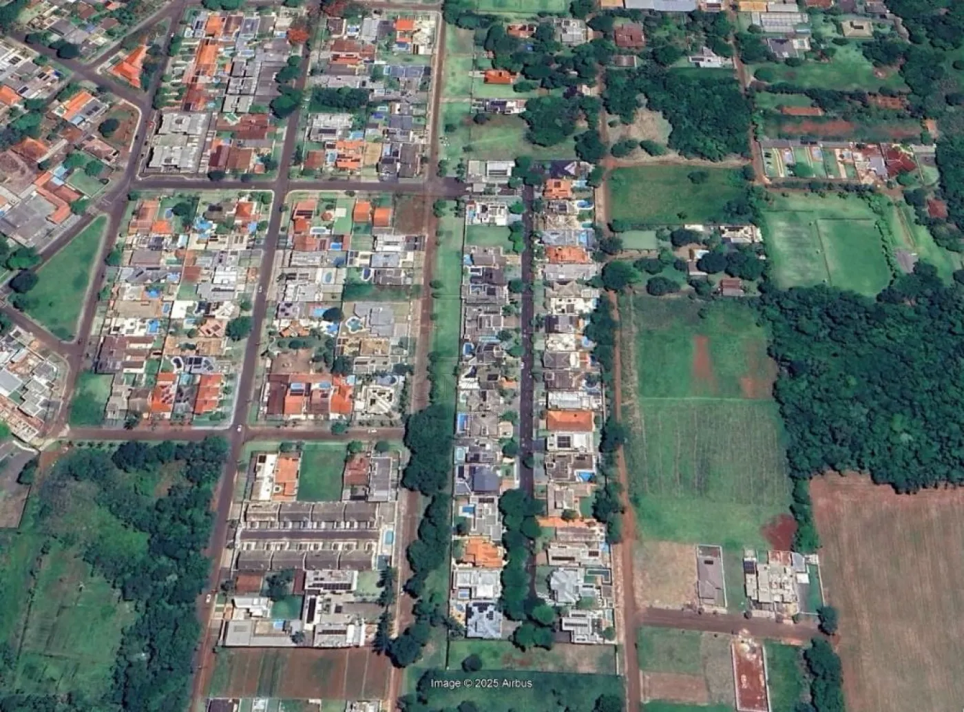 EXELENTE TERRENO À VENDA NO CONDOMÍNIO RESIDENCIAL VILLAGE IGUAÇU!!