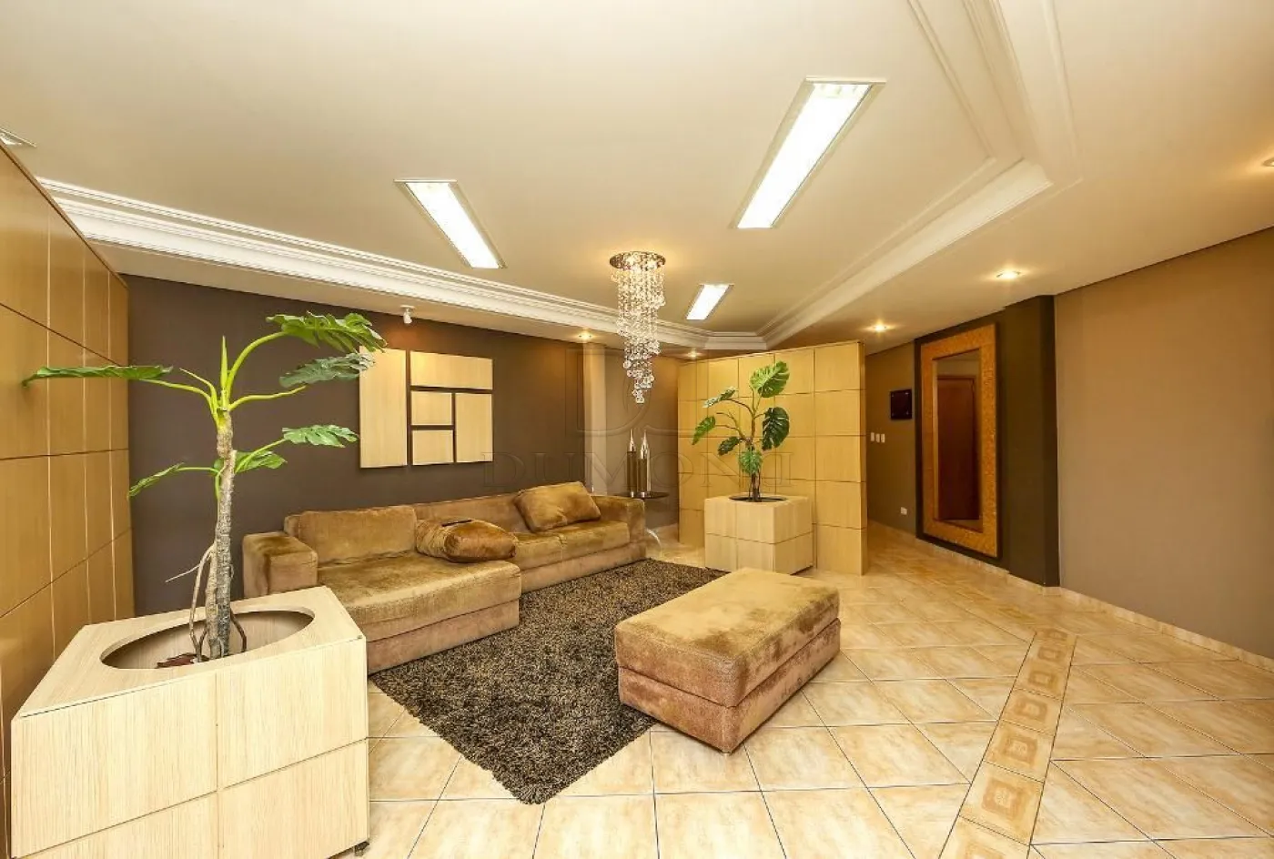 Apartamento Duplex com 4 dormitórios à venda com 384 m² por R$ 2.500.000 no Edifício Maison Classic em Foz do Iguaçu