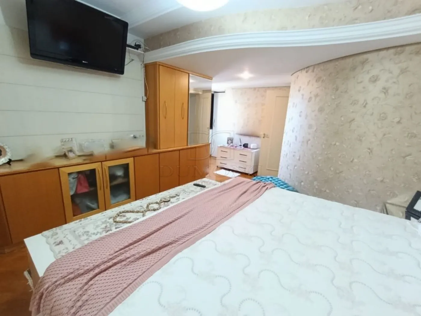 Apartamento Duplex com 4 dormitórios à venda com 384 m² por R$ 2.500.000 no Edifício Maison Classic em Foz do Iguaçu